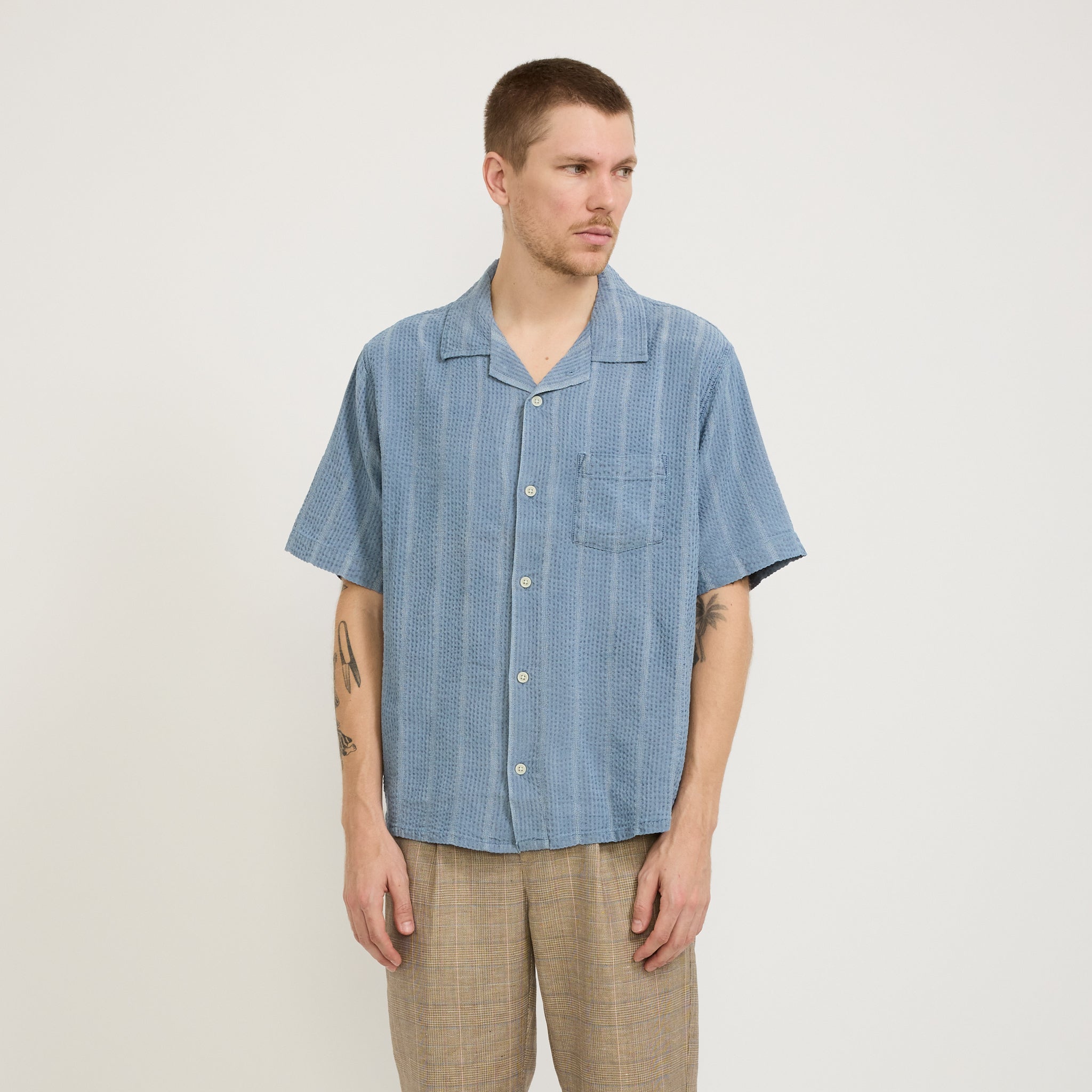 Corridor NYC | Striped Seersucker SS Shirt Indigo | Maplestore