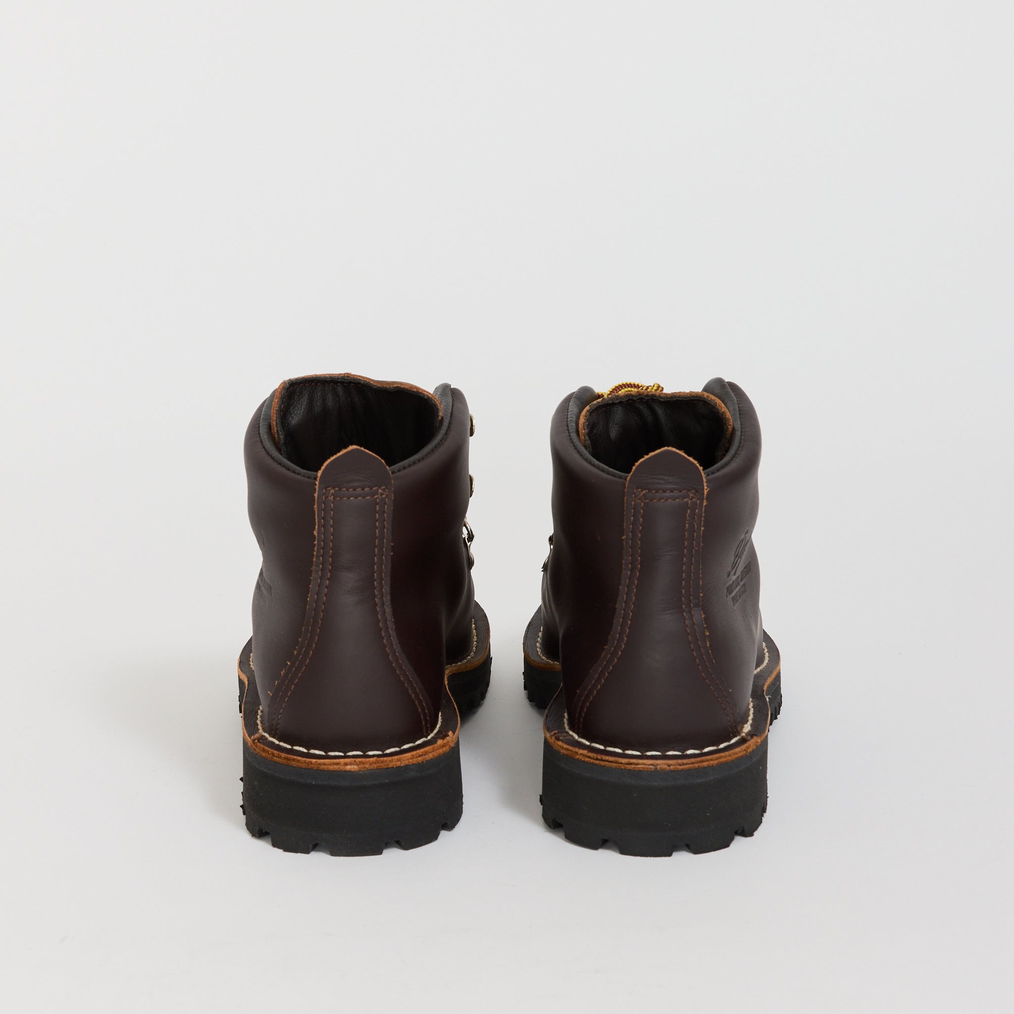 Danner | Mountain Light Brown Gore-Tex | Maplestore
