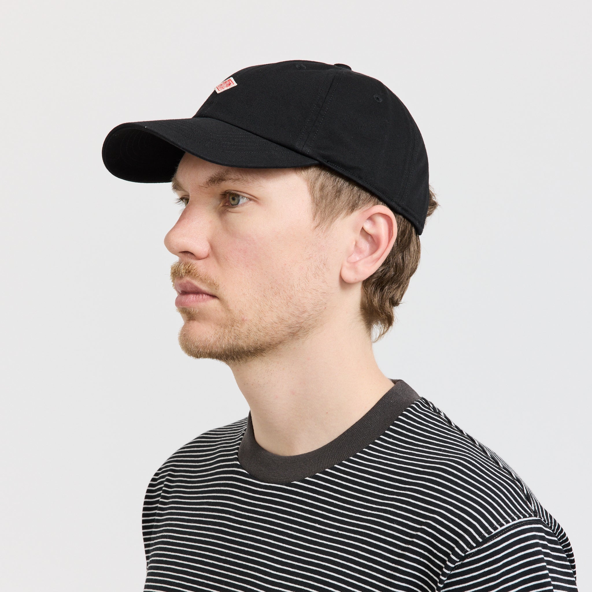 Danton | 6 Panel Cap Black | Maplestore