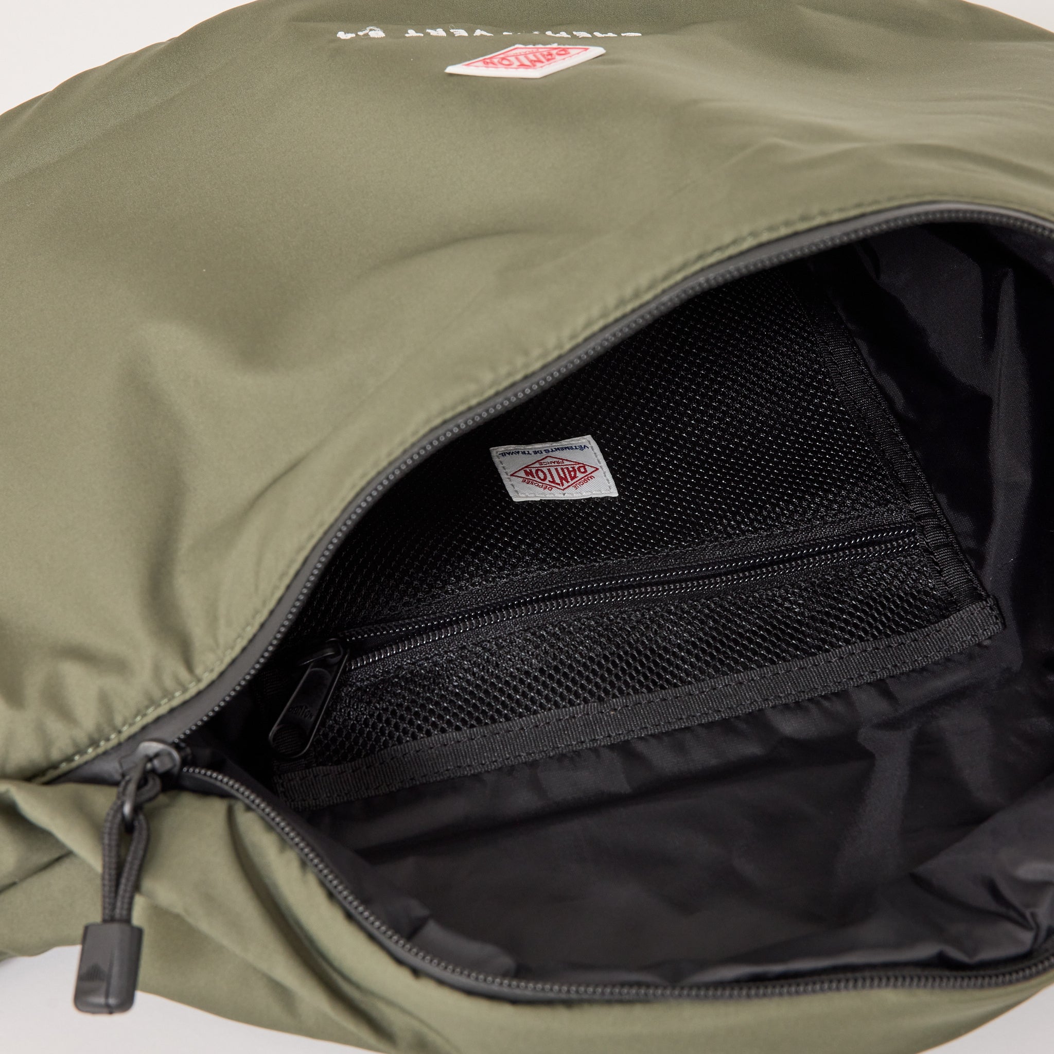 Chemin Vert 8.4 Sling Bag Olive