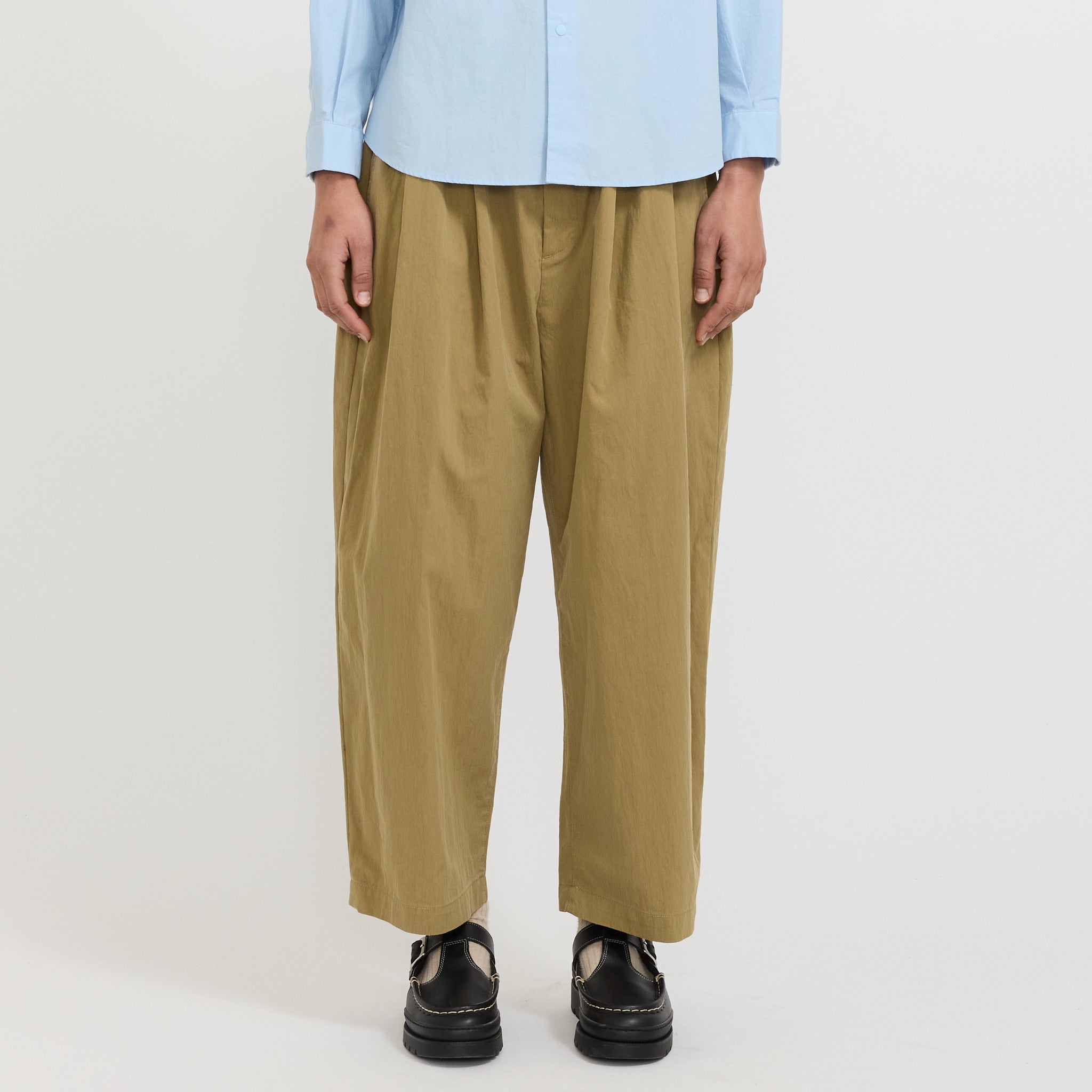 Double Pleated Easy Pants Dark Beige