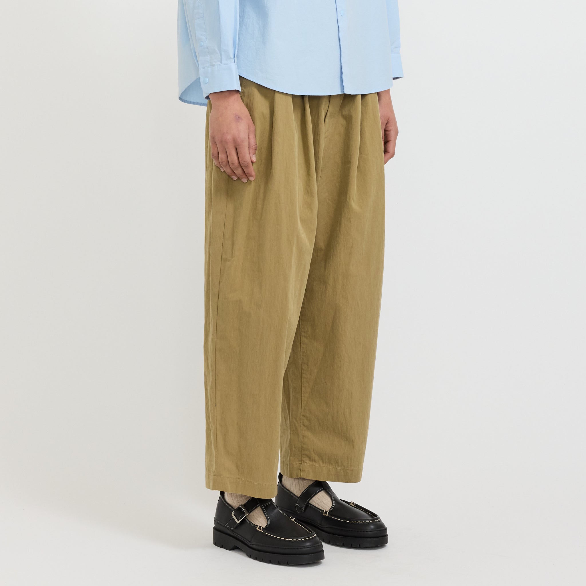 Double Pleated Easy Pants Dark Beige