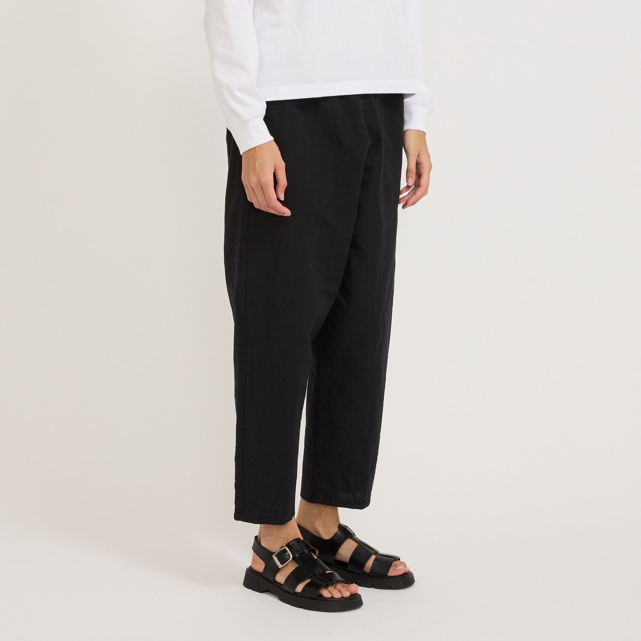 Danton | Womens Easy Pants Cotton/Linen Weather Cloth Black | Maplestore