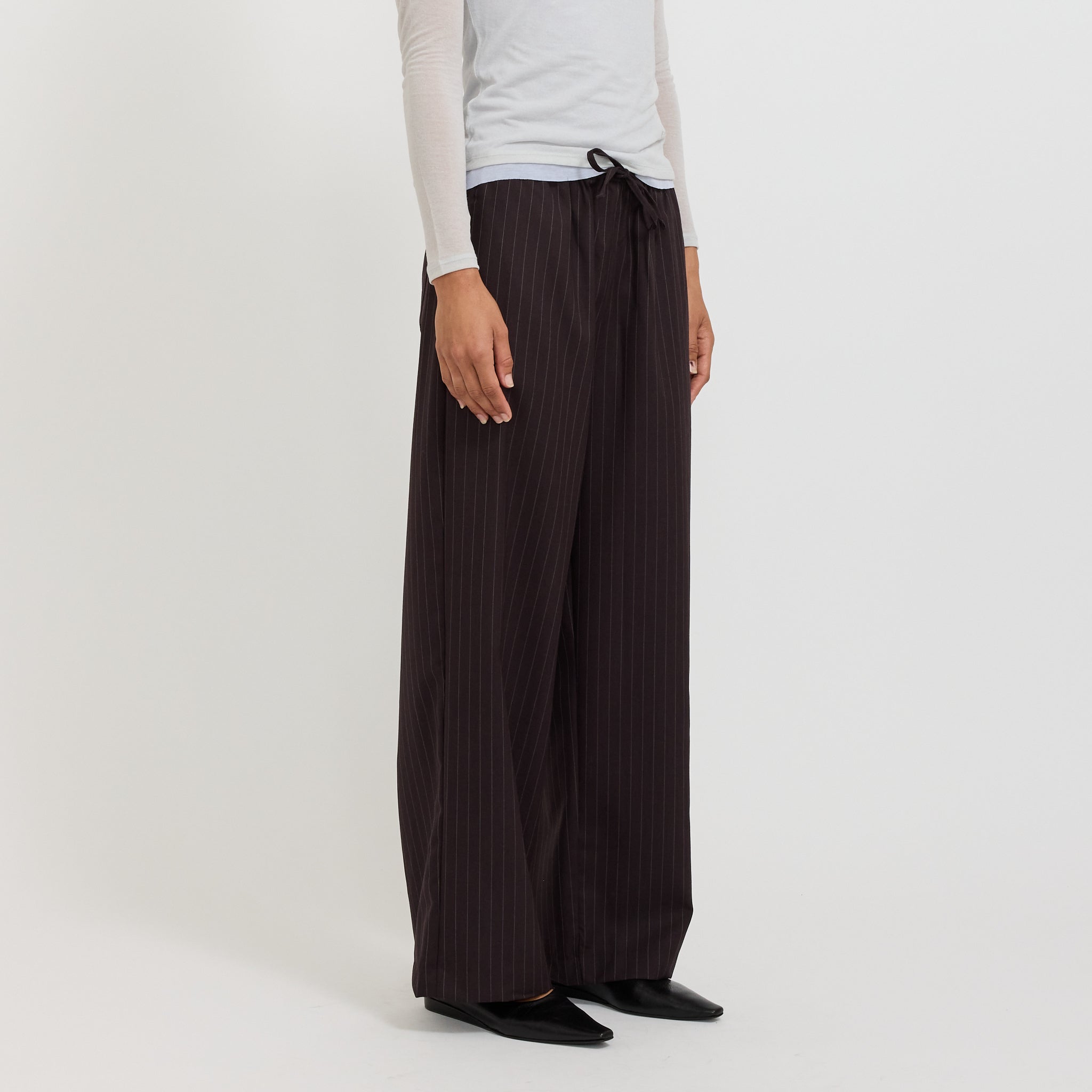 Deiji Studios | Drawcord Wool Pant Licorice | Maplestore