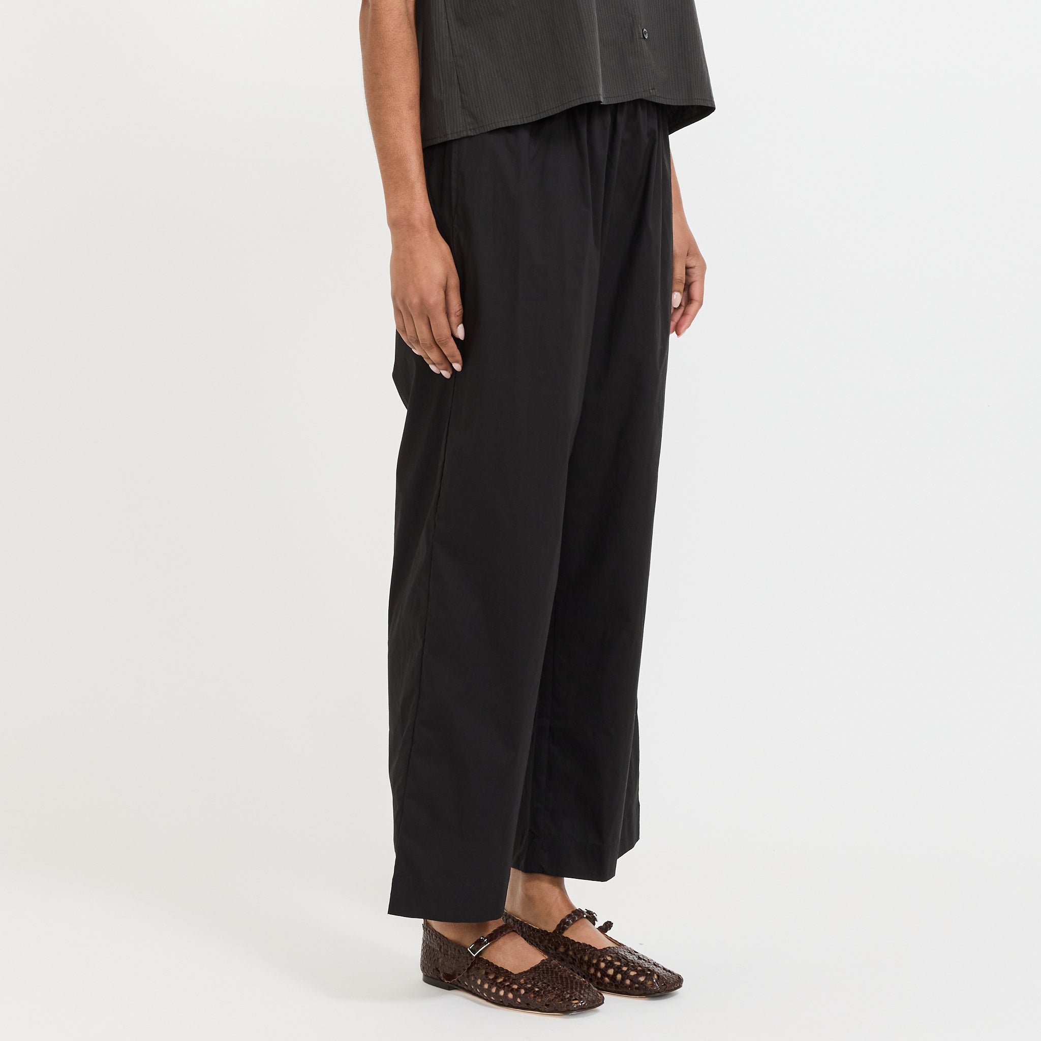 Ease Trouser Black