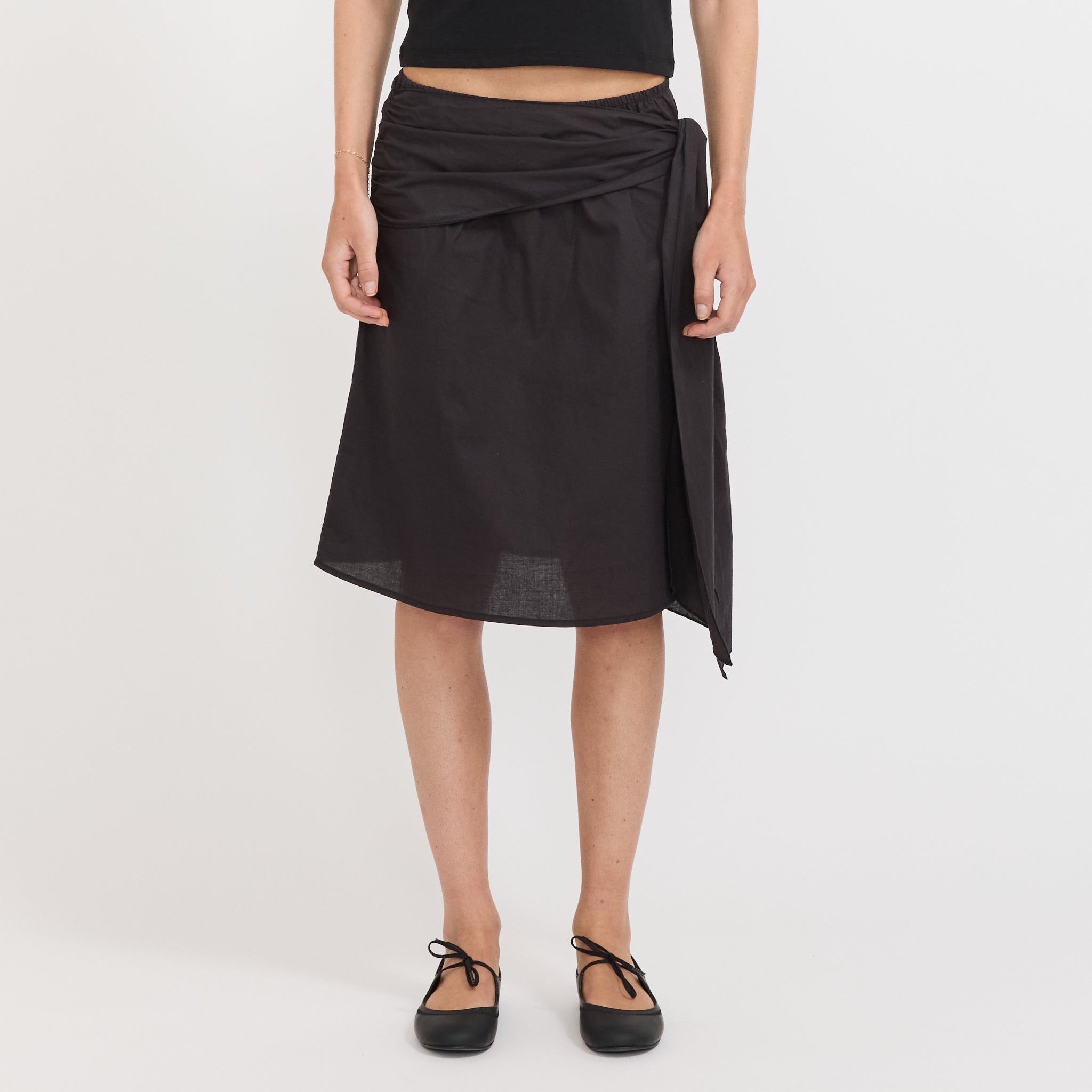 Deiji Studios | Scarf Midi Skirt Black | Maplestore