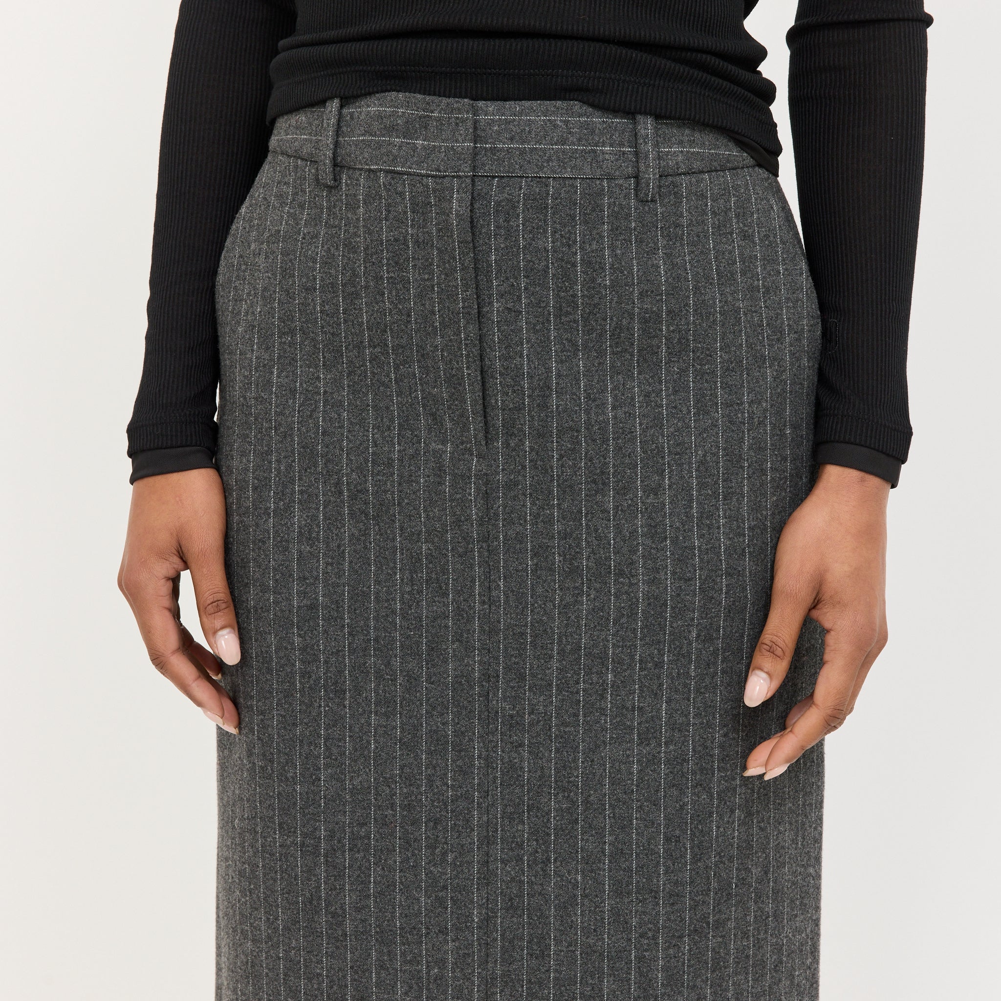 Dunst | H-Line Long Skirt Grey Stripe | Maplestore