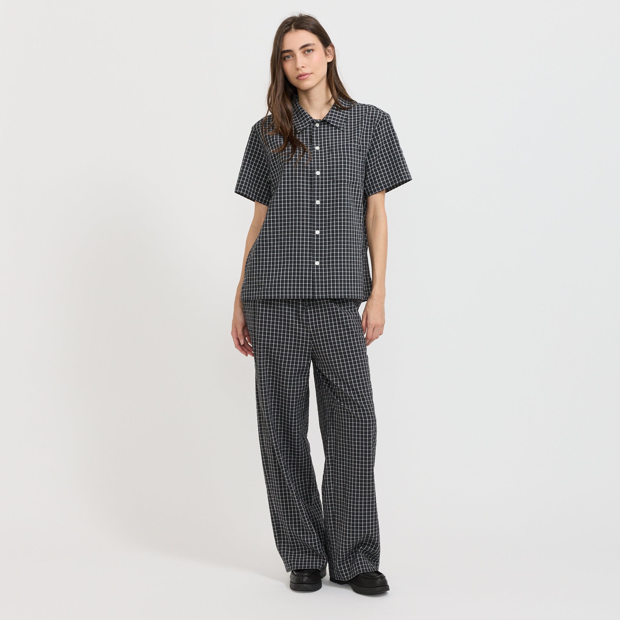 Dunst | Unisex Holiday Checked Shirt Black Check | Maplestore