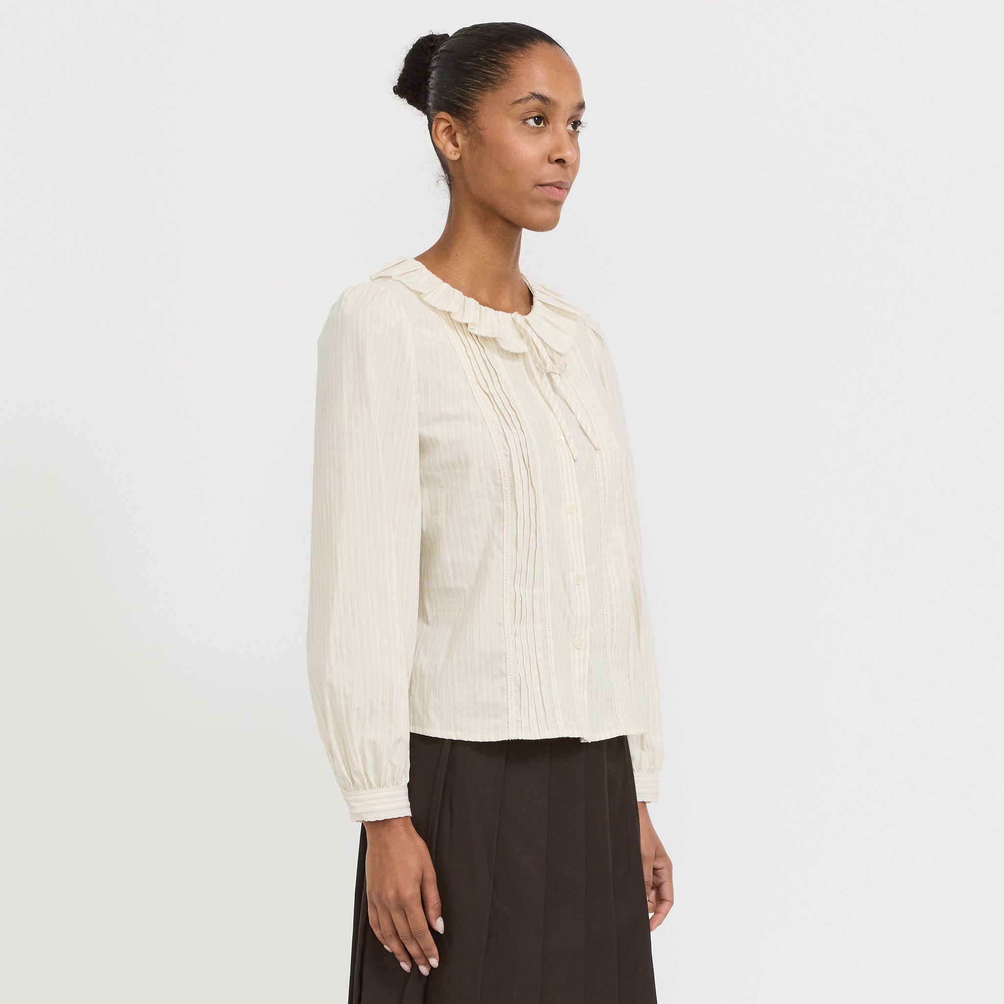 Dunst | Vintage Ruffle Blouse Beige Stripe | Maplestore