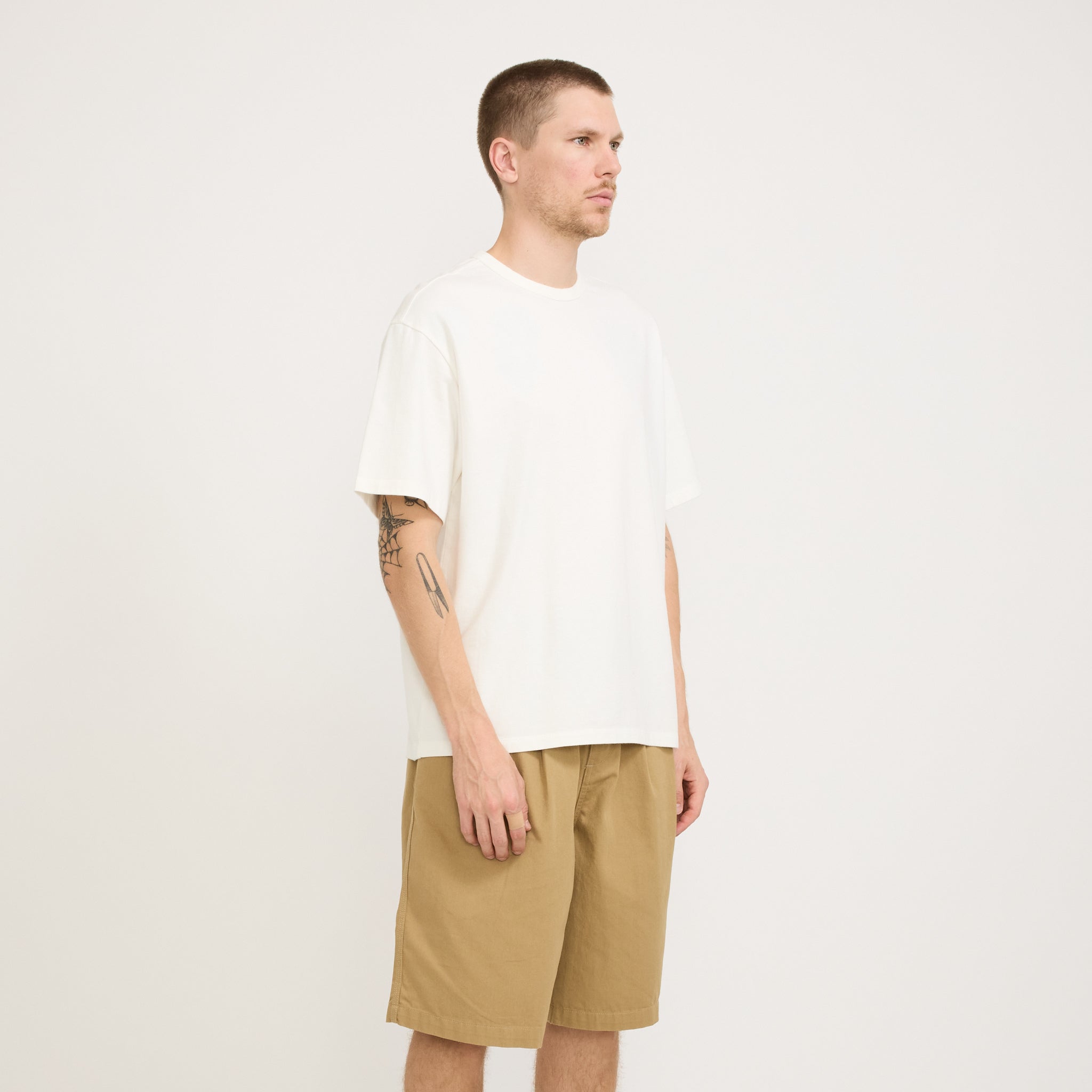Eastlogue | Loose Fit T-Shirt Off White | Maplestore