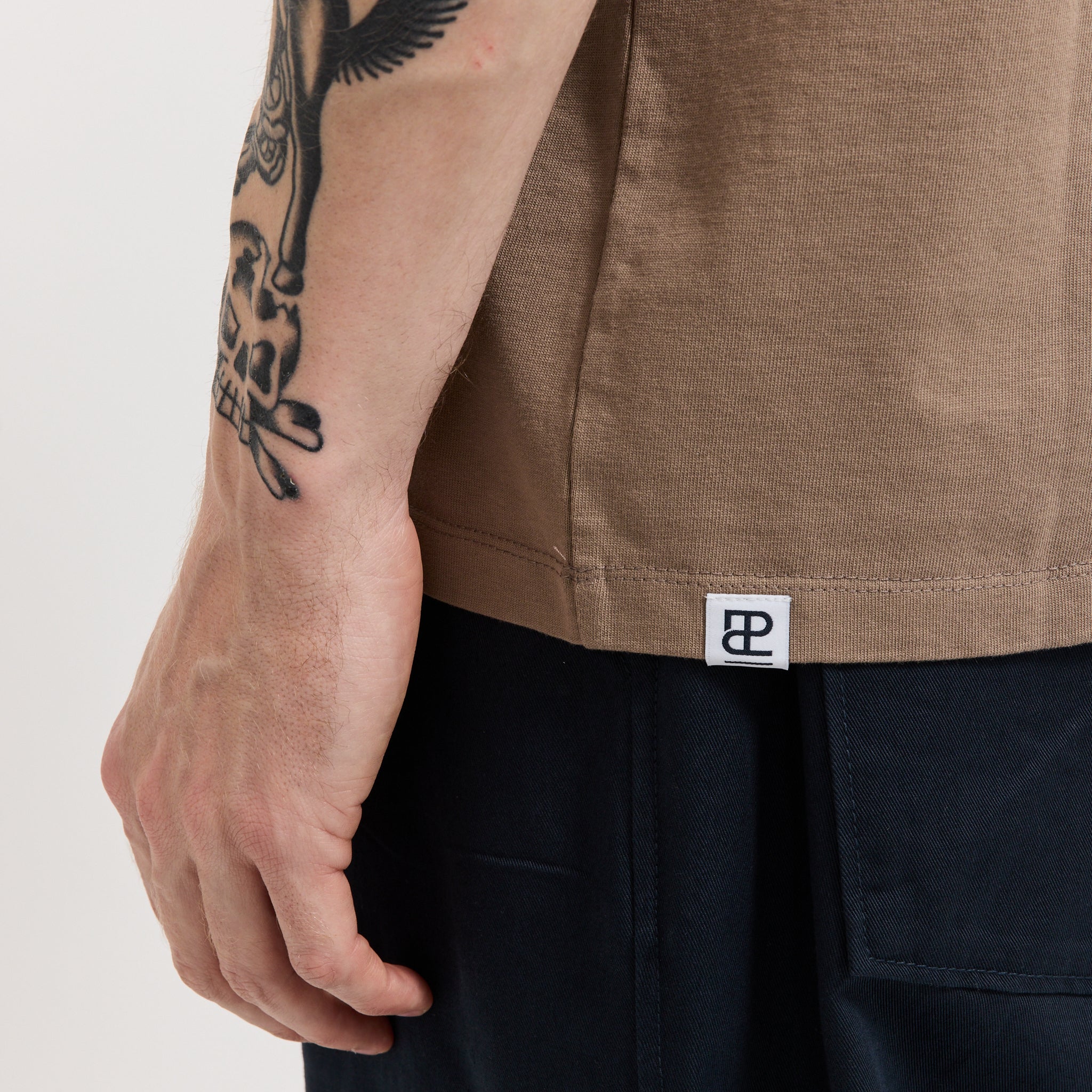 Eastlogue | Loose Fit T-Shirt Fossil | Maplestore