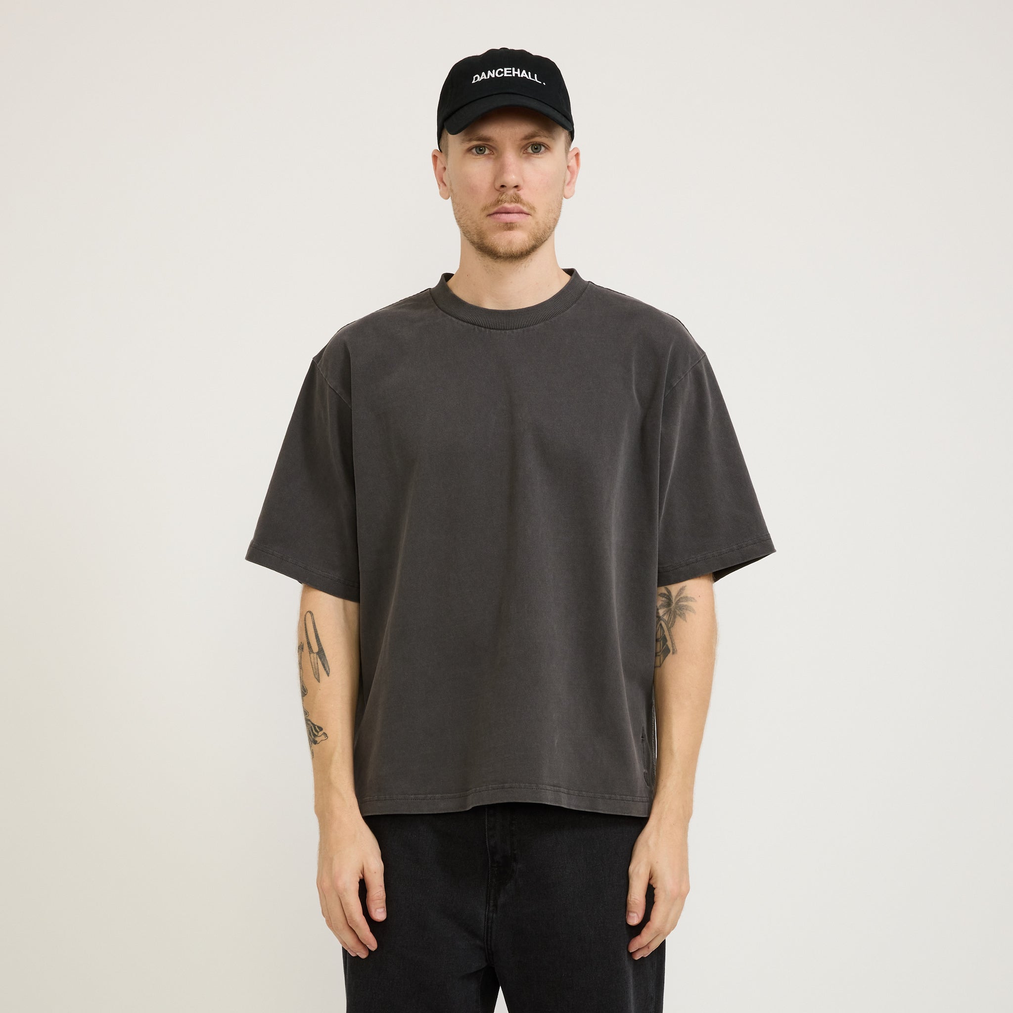 Easy Listening | Dancehall Embroidered Cap Black/White | Maplestore