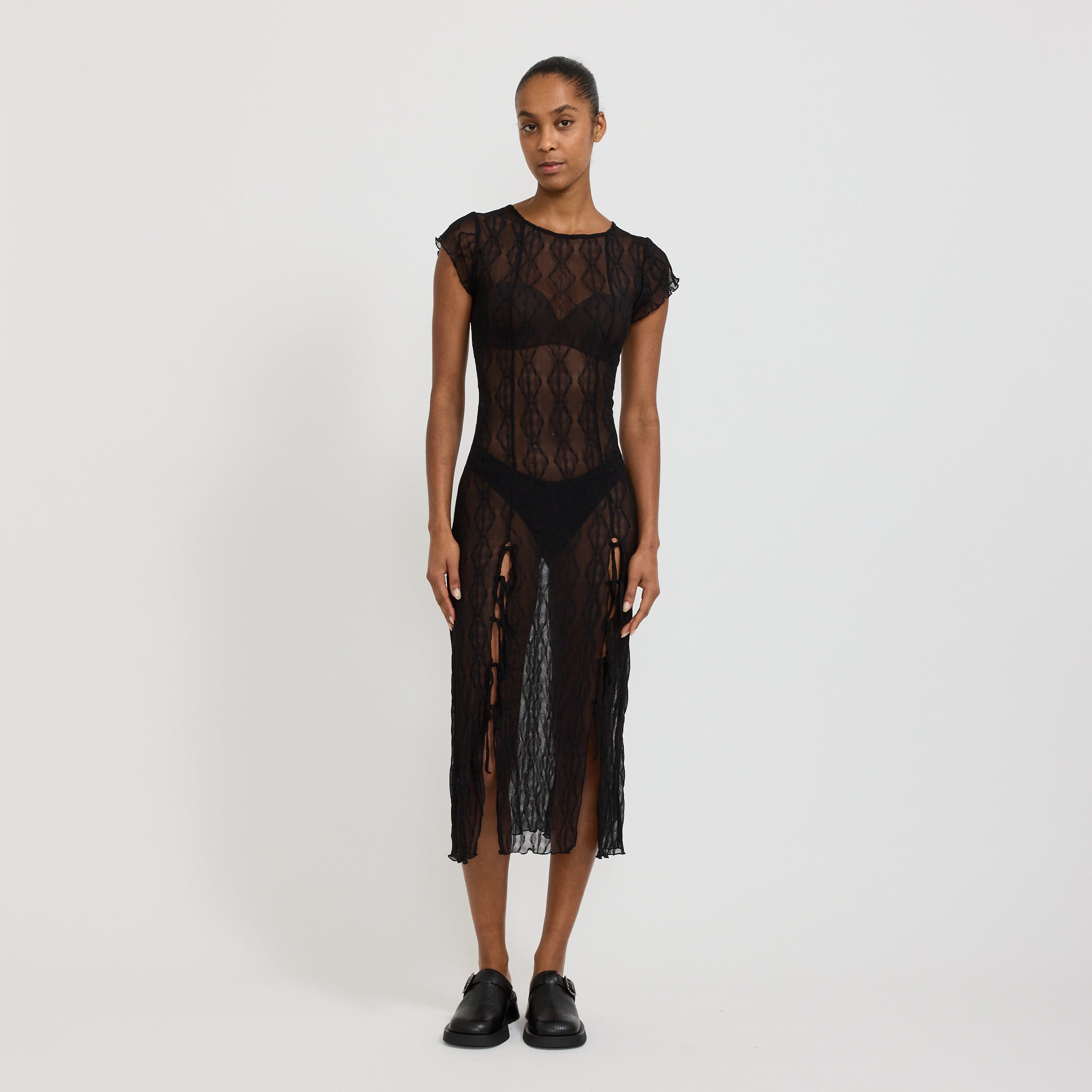 Find Me Now | Mariposa Lace Midi Dress Night | Maplestore