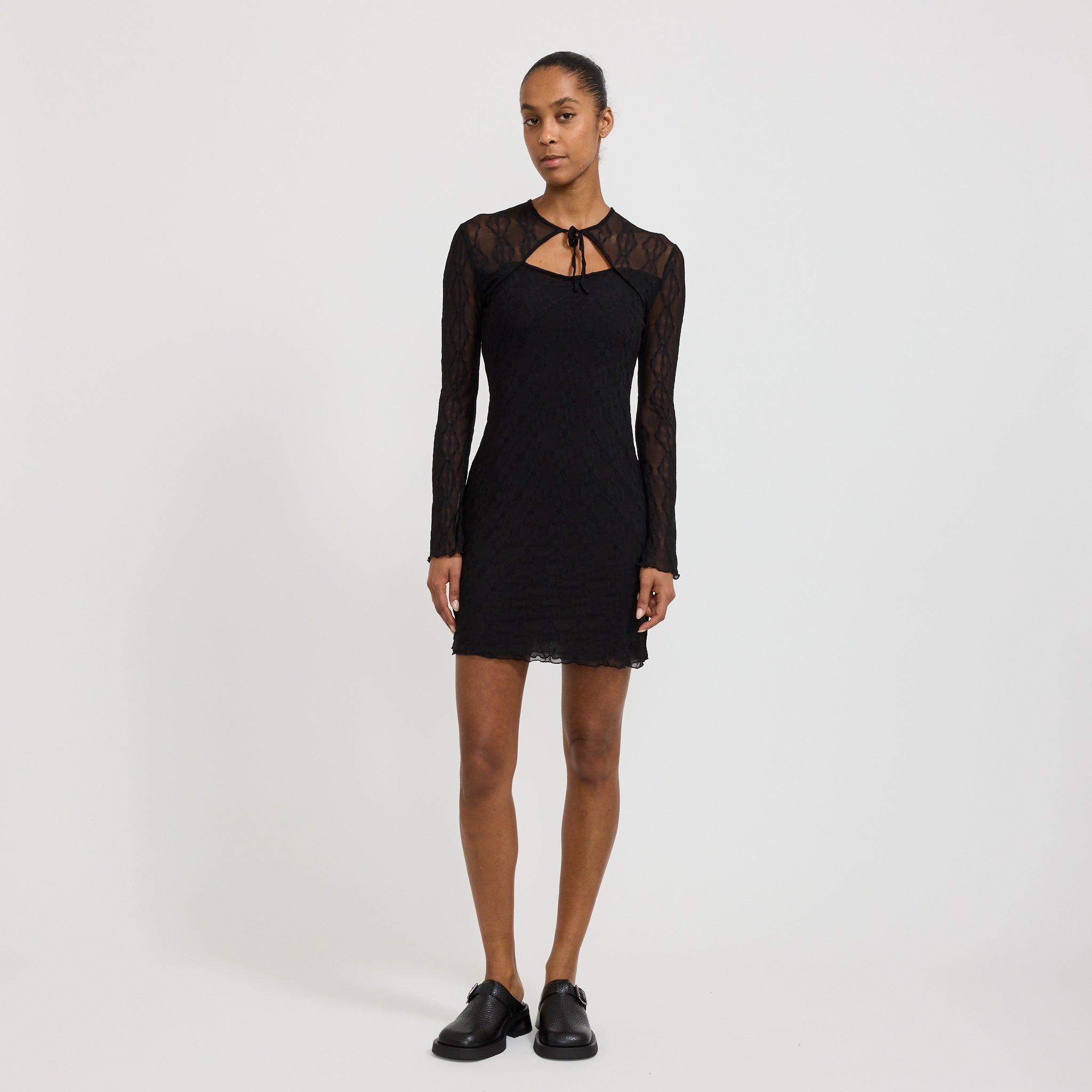 Find Me Now | Mariposa Long Sleeve Bow Mini Dress Black | Maplestore