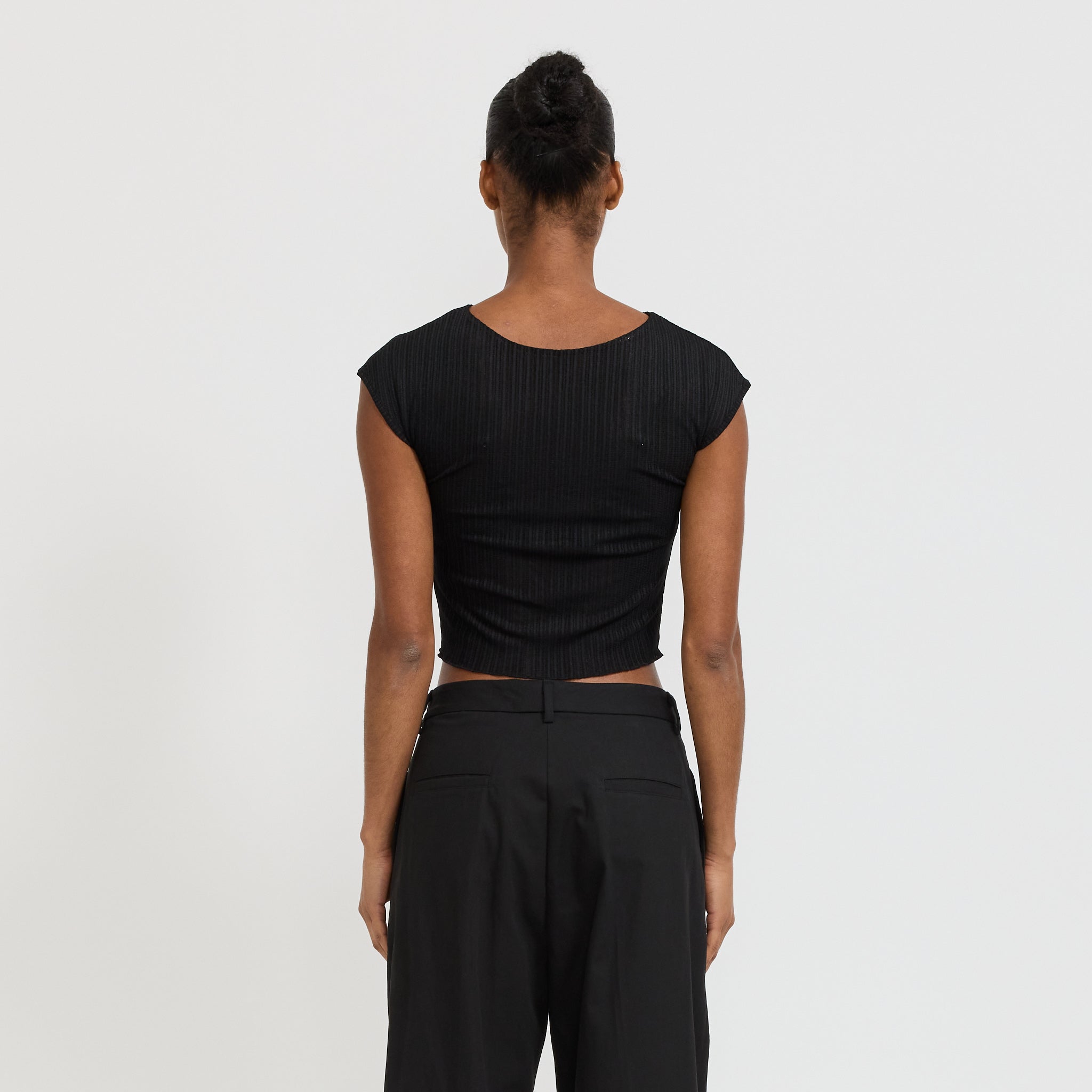 Find Me Now | Ribbed Mesh Tee Black | Maplestore