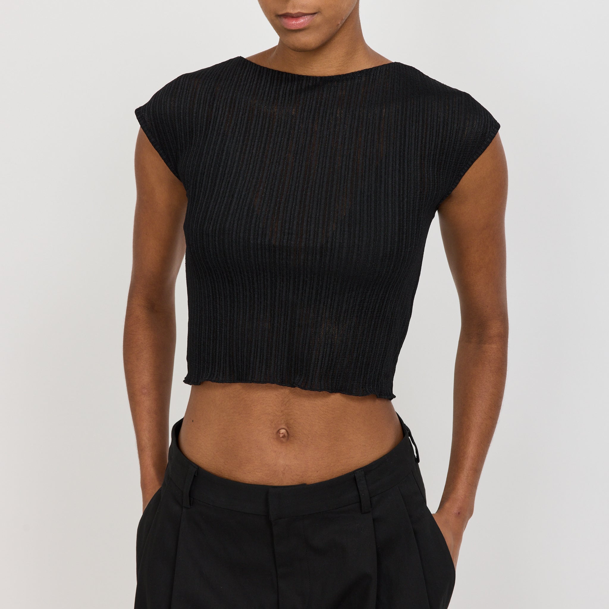 Find Me Now | Ribbed Mesh Tee Black | Maplestore