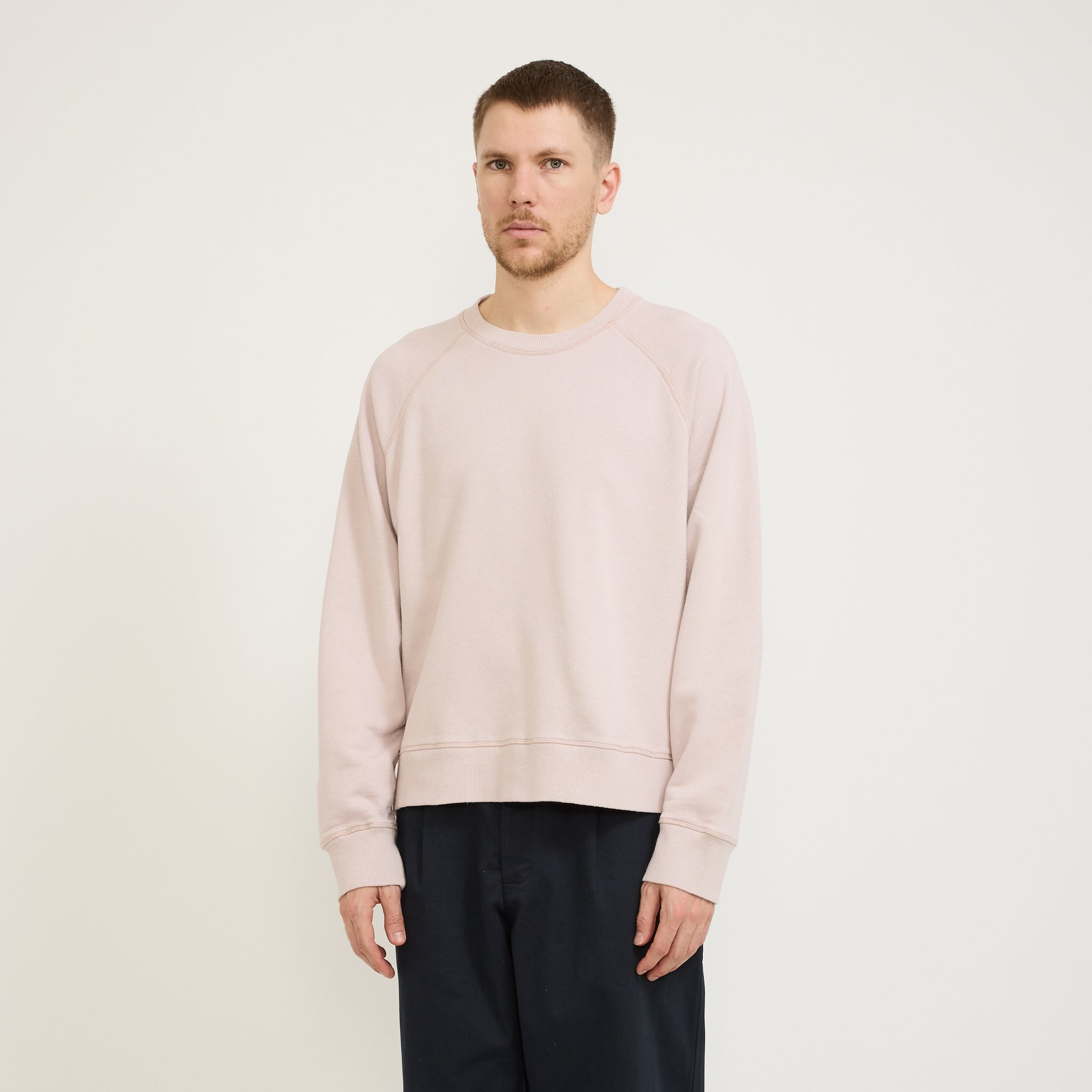 Folk | Engineered Raglan Sweat Sakura Pink | Maplestore