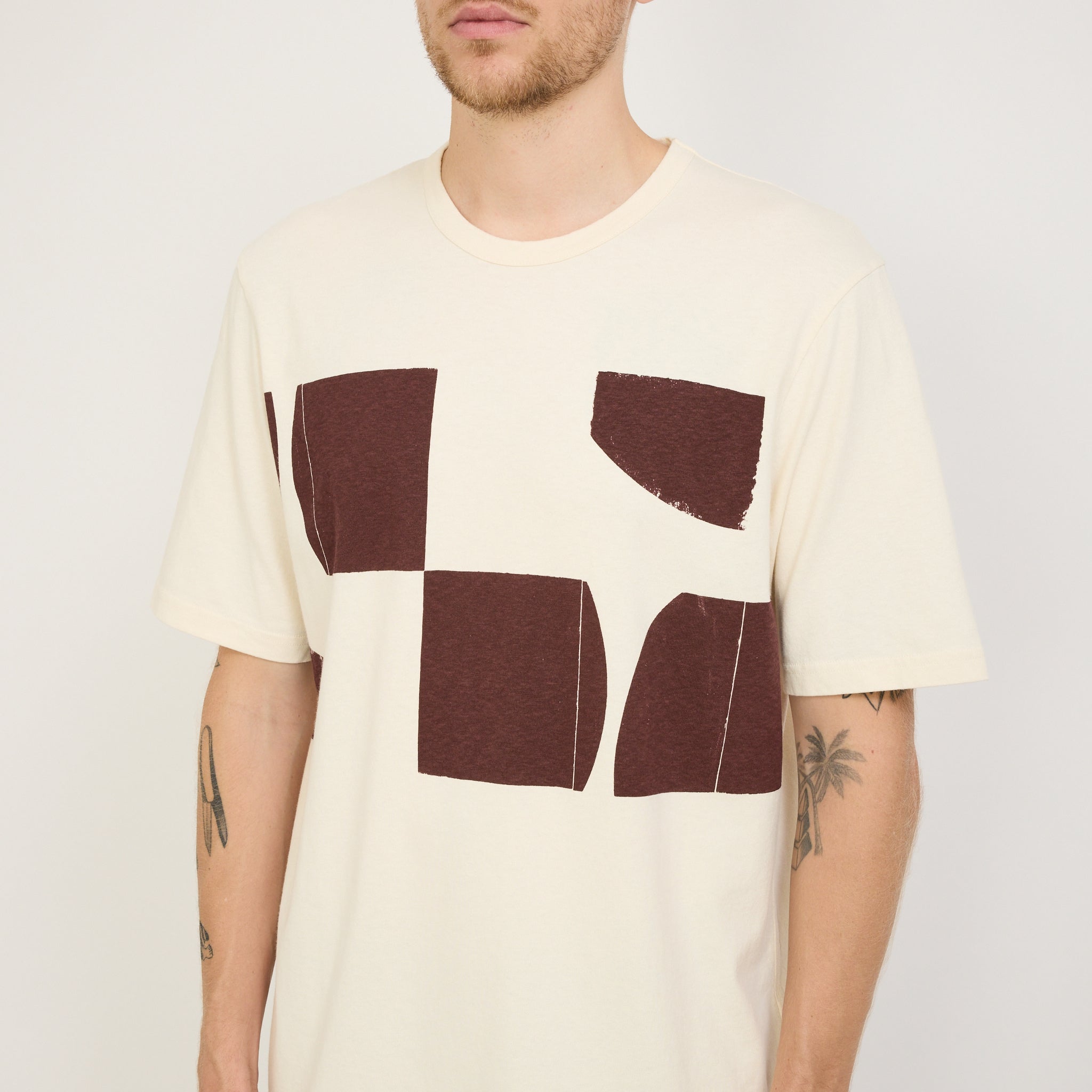Folk | Relaxed Tee Ecru Tile Print KG | Maplestore