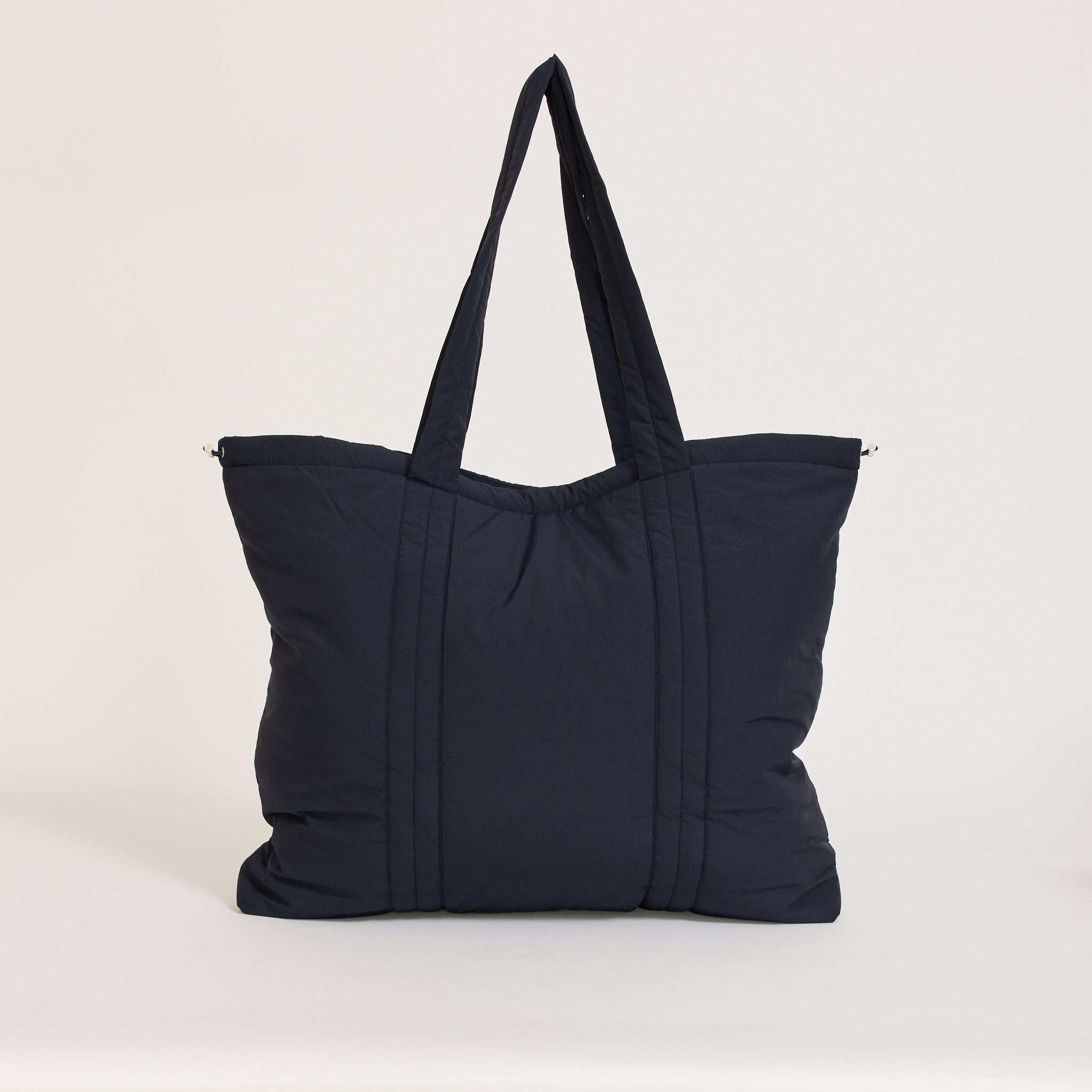Folk | Wadded Tote Bag Navy | Maplestore