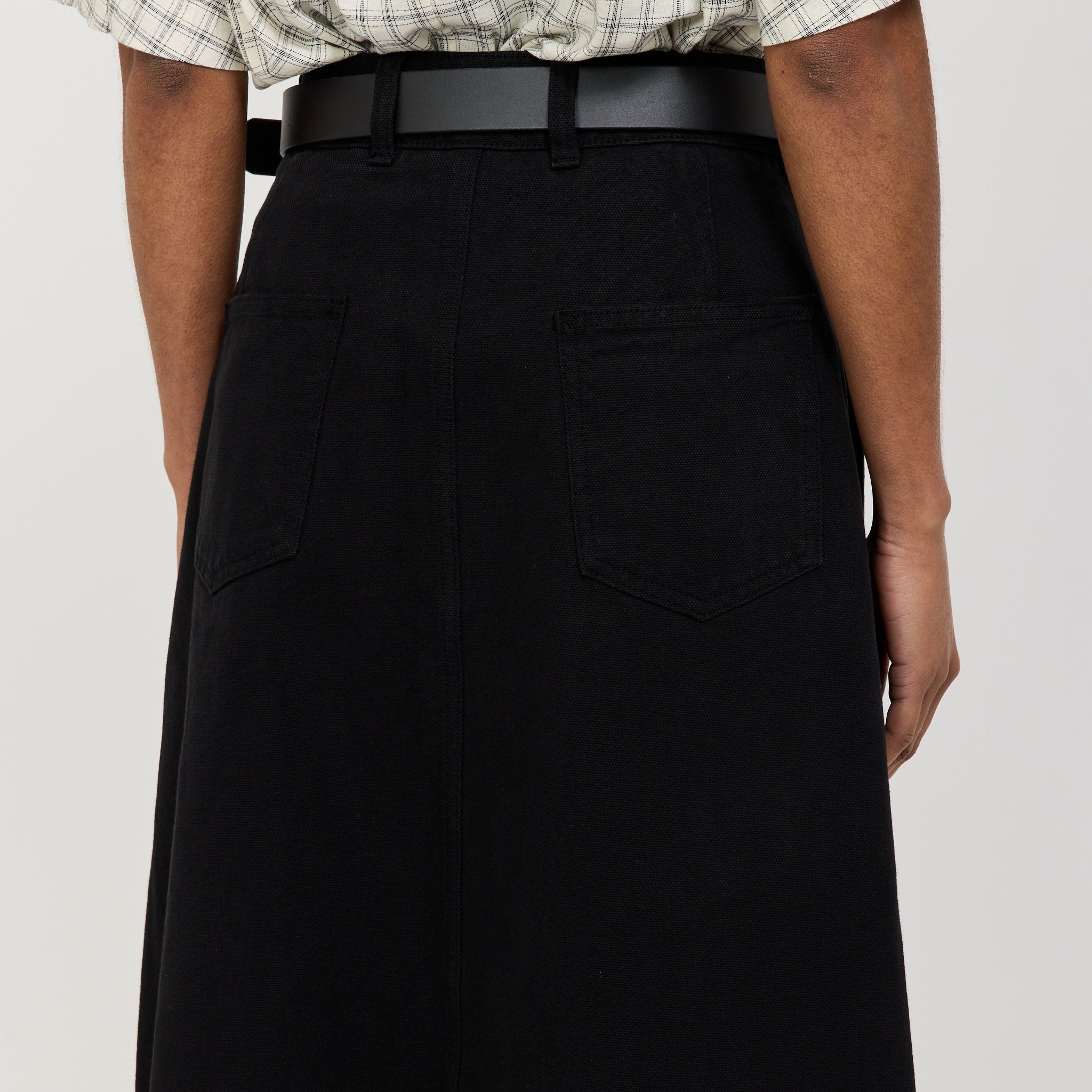 Bulb Skirt Fossil Black