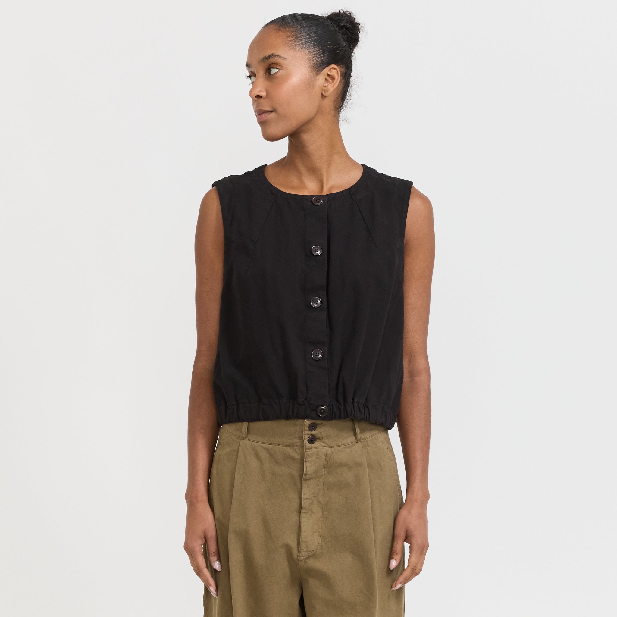 Girls of Dust | Veston Black | Maplestore