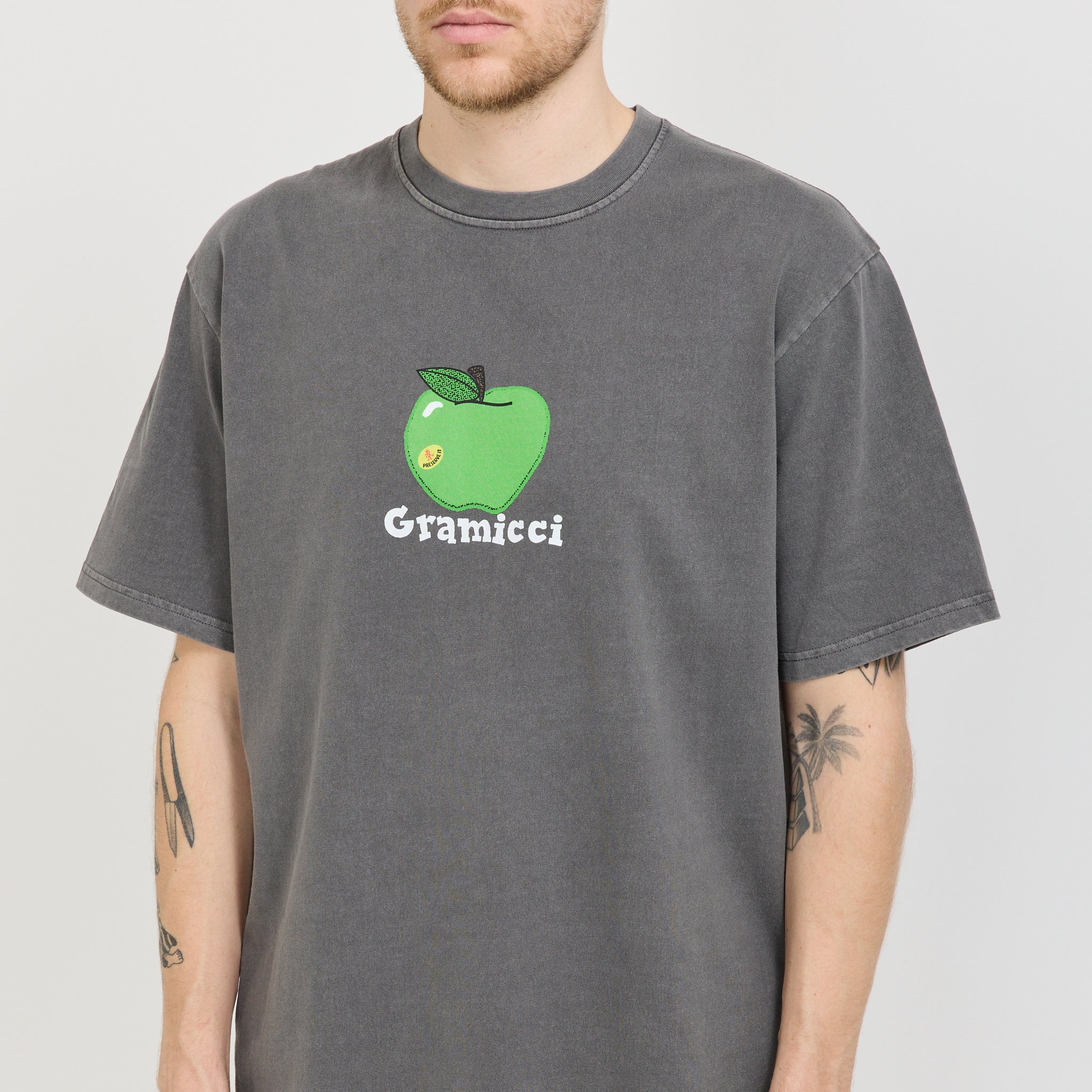 Gramicci | Apple Tee Charcoal Pigment | Maplestore