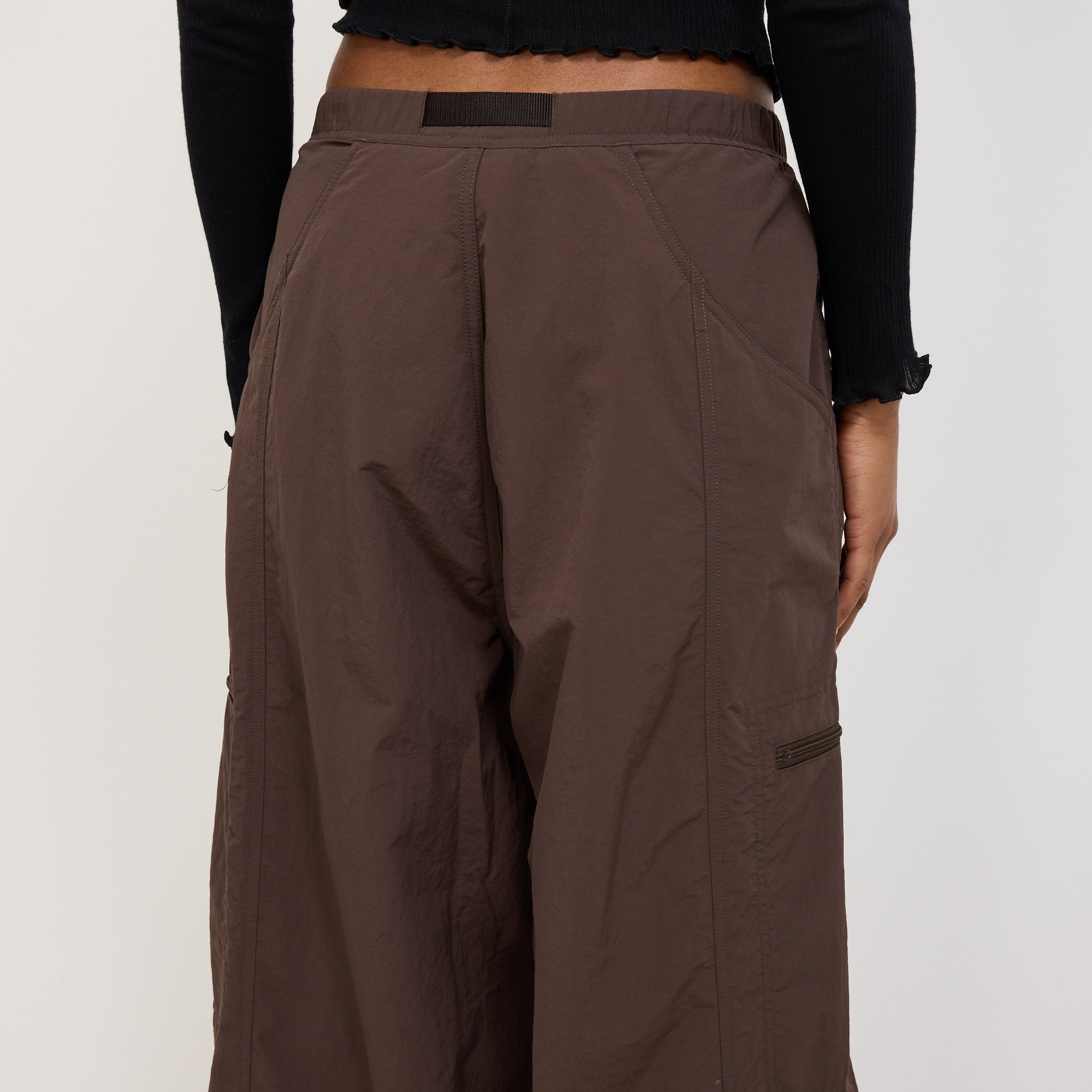 Gramicci | Loose Balloon Pant Deep Brown | Maplestore