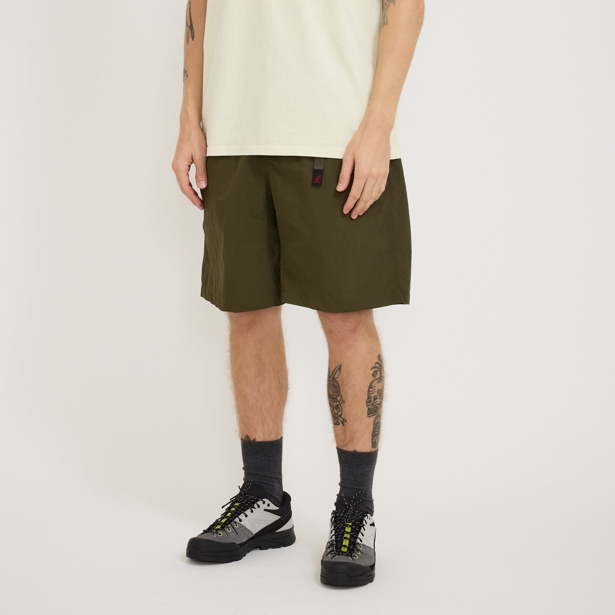 Gramicci | Nylon Loose Short Deep Olive | Maplestore