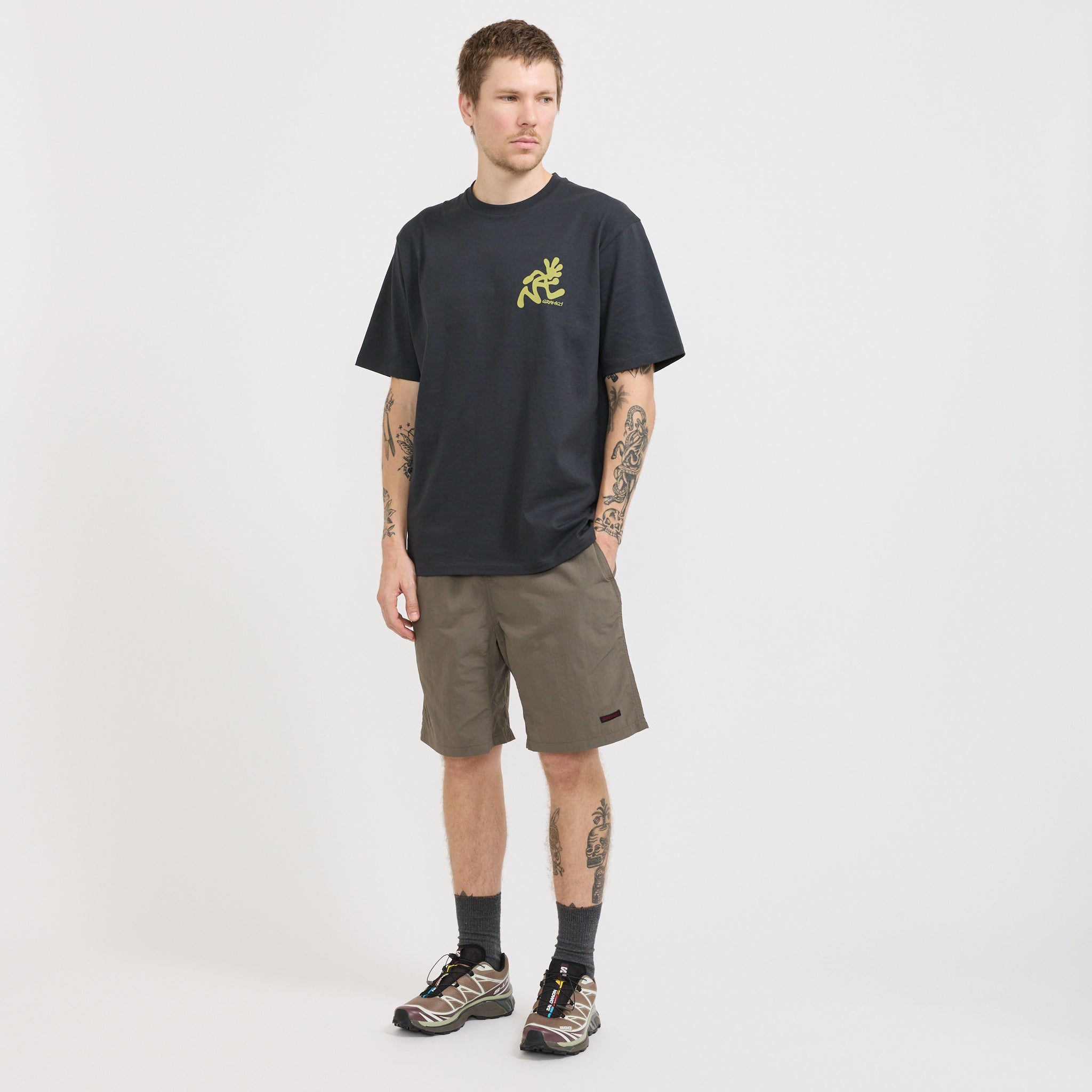 Gramicci | Running Man Tee Vintage Black | Maplestore