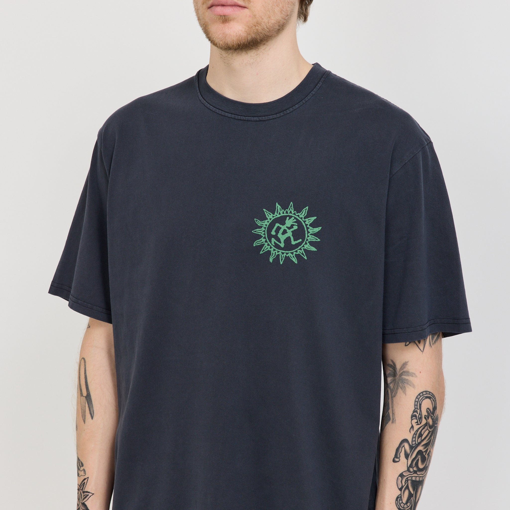 Sun Tee Navy Pigment