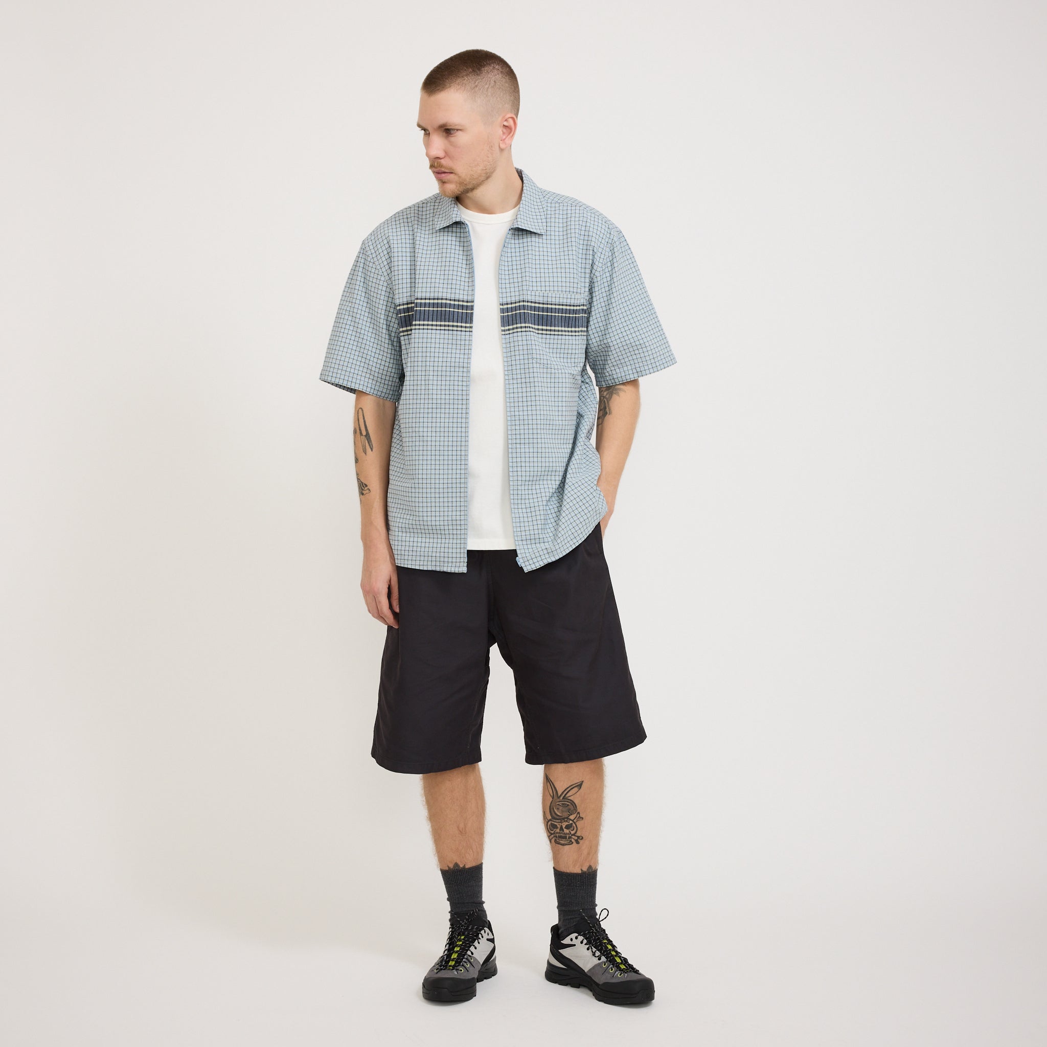 Gramicci | Swell Short Black | Maplestore