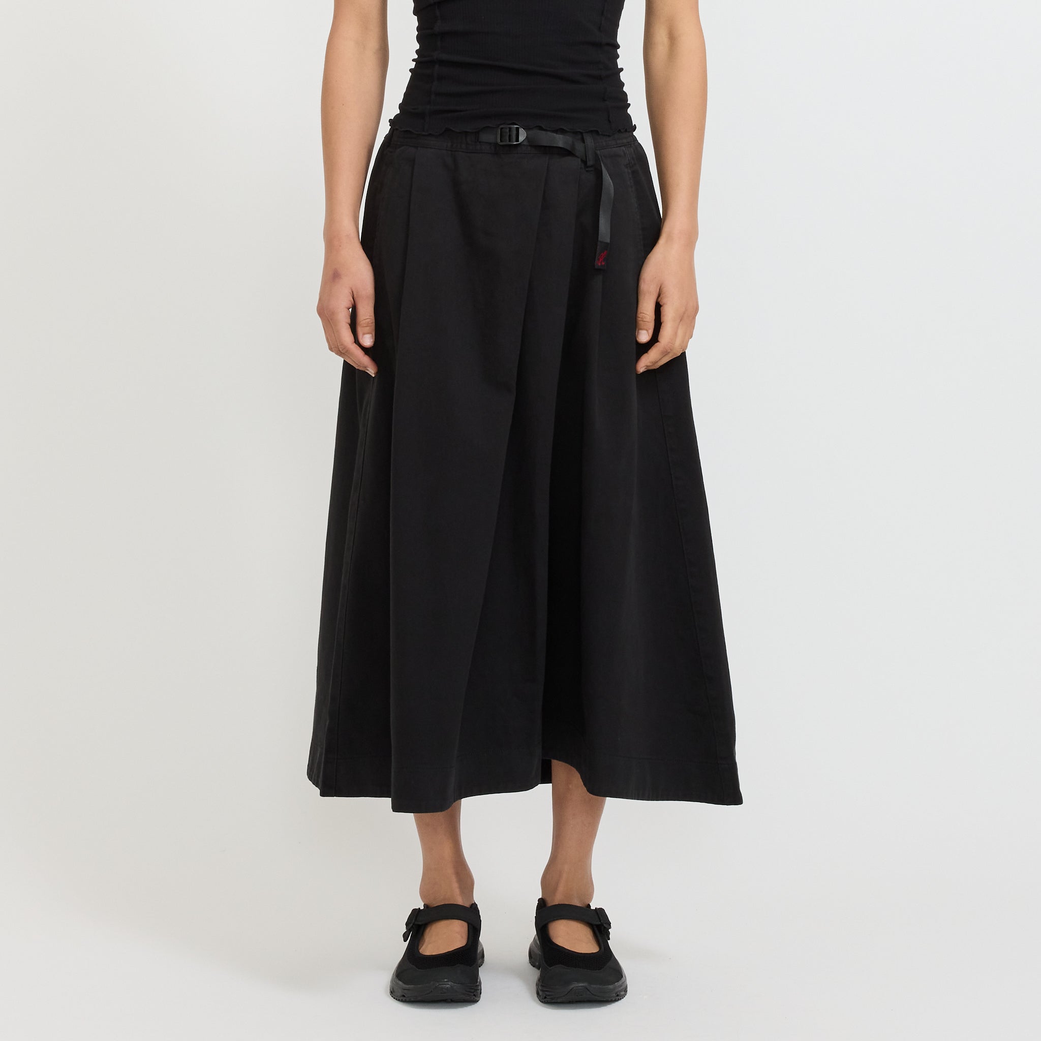 Gramicci | Talecut Skirt Black | Maplestore