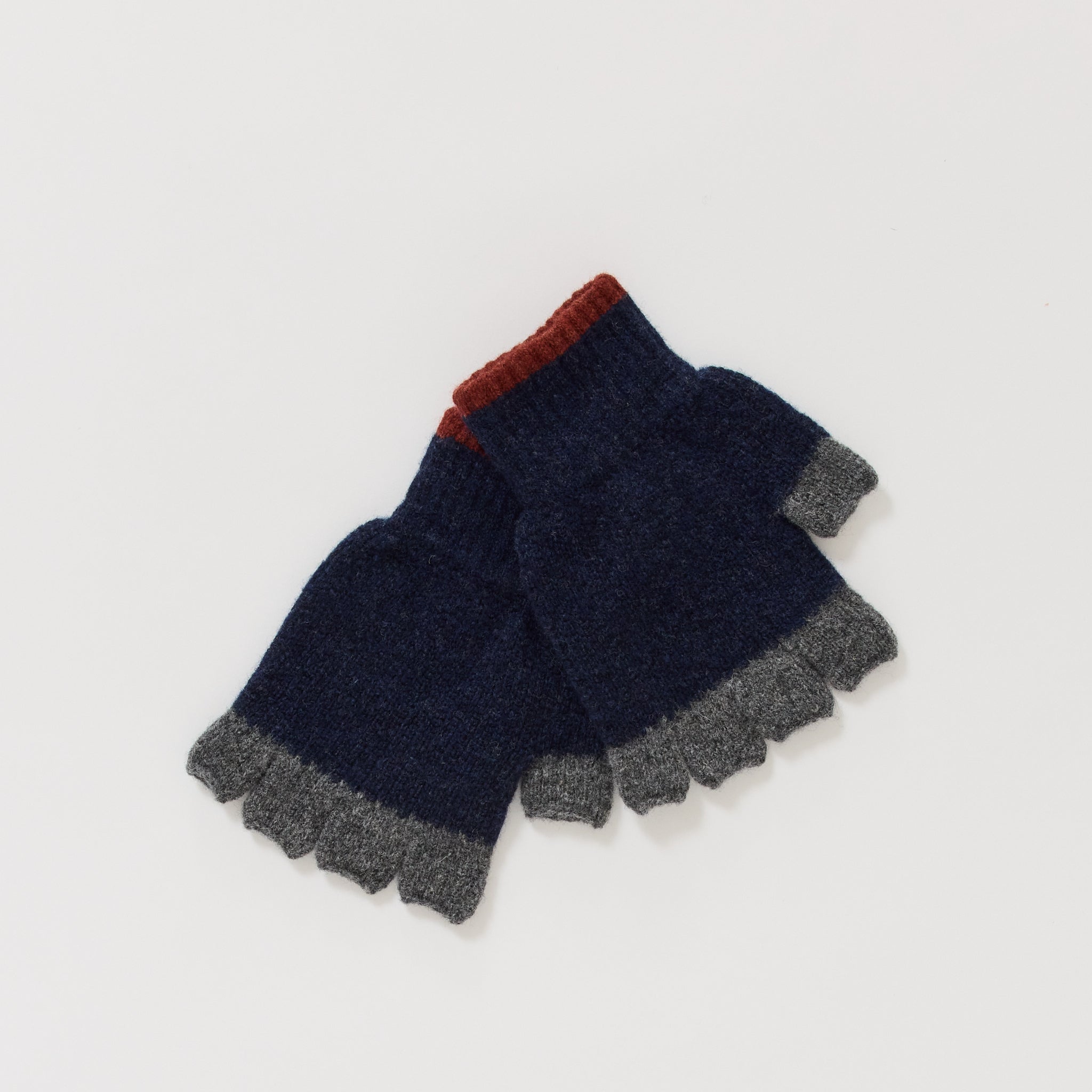 Howlin | No Fingers In There Gloves Navy | Maplestore