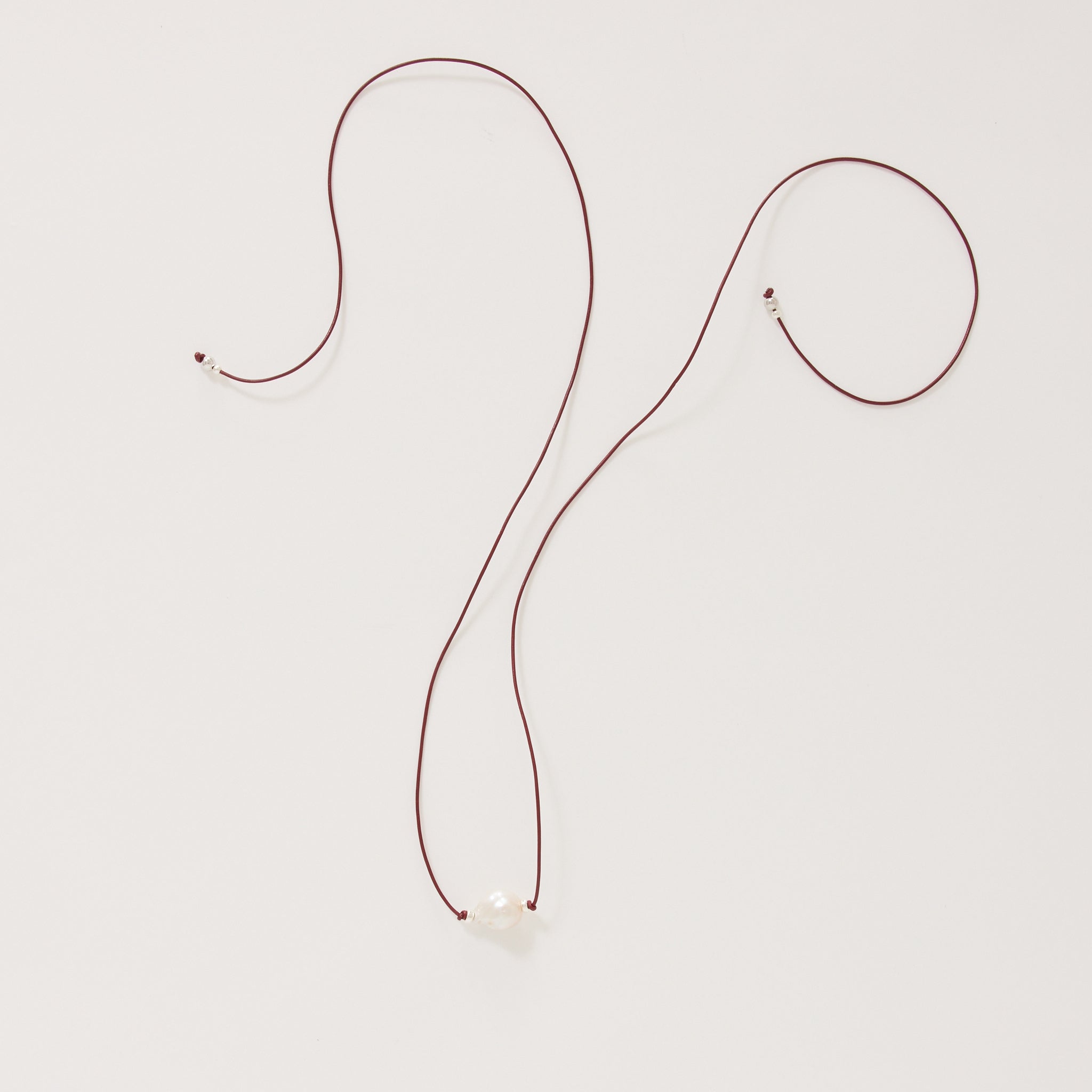 Joye | 90's Baroque Choker Burgundy | Maplestore