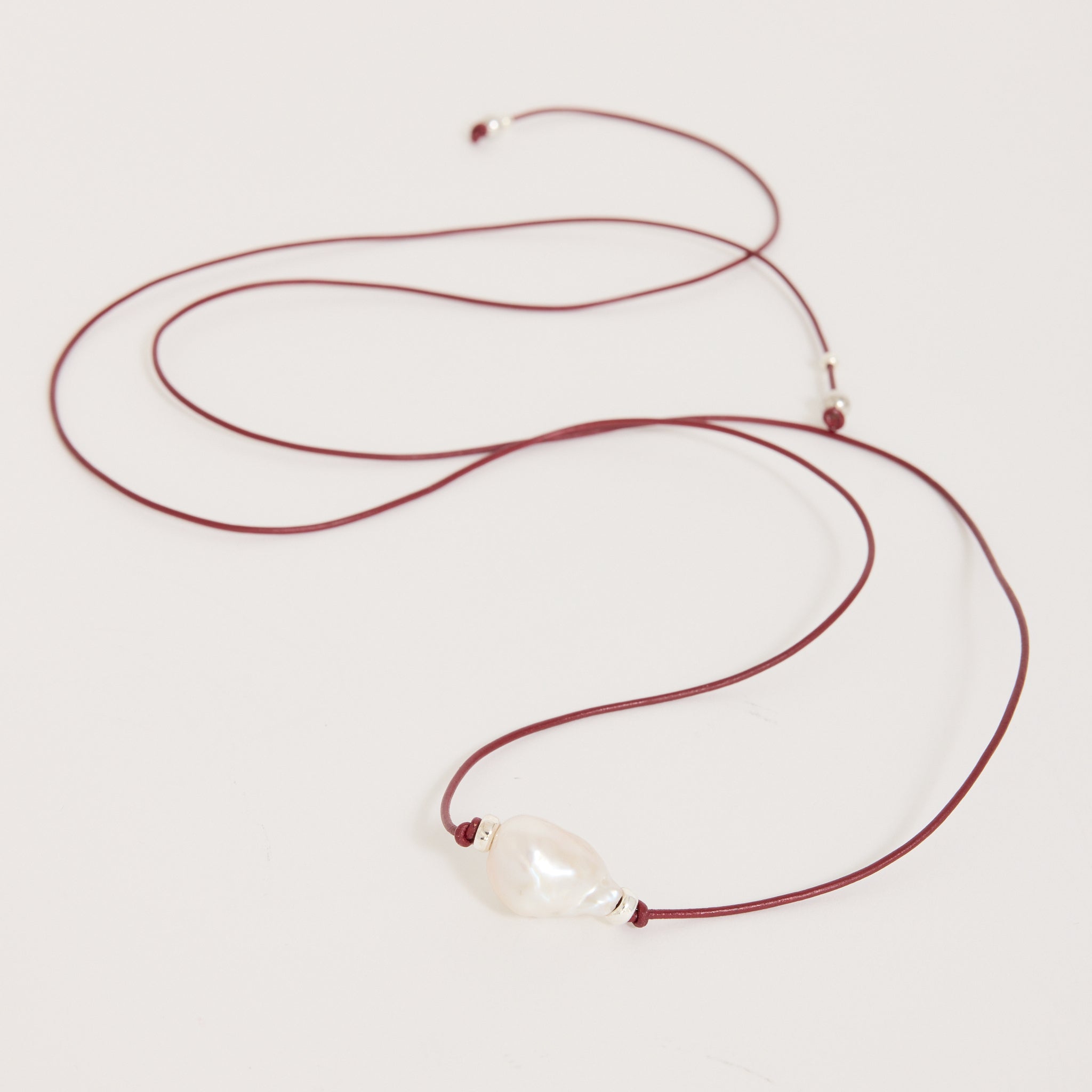 Joye | 90's Baroque Choker Burgundy | Maplestore