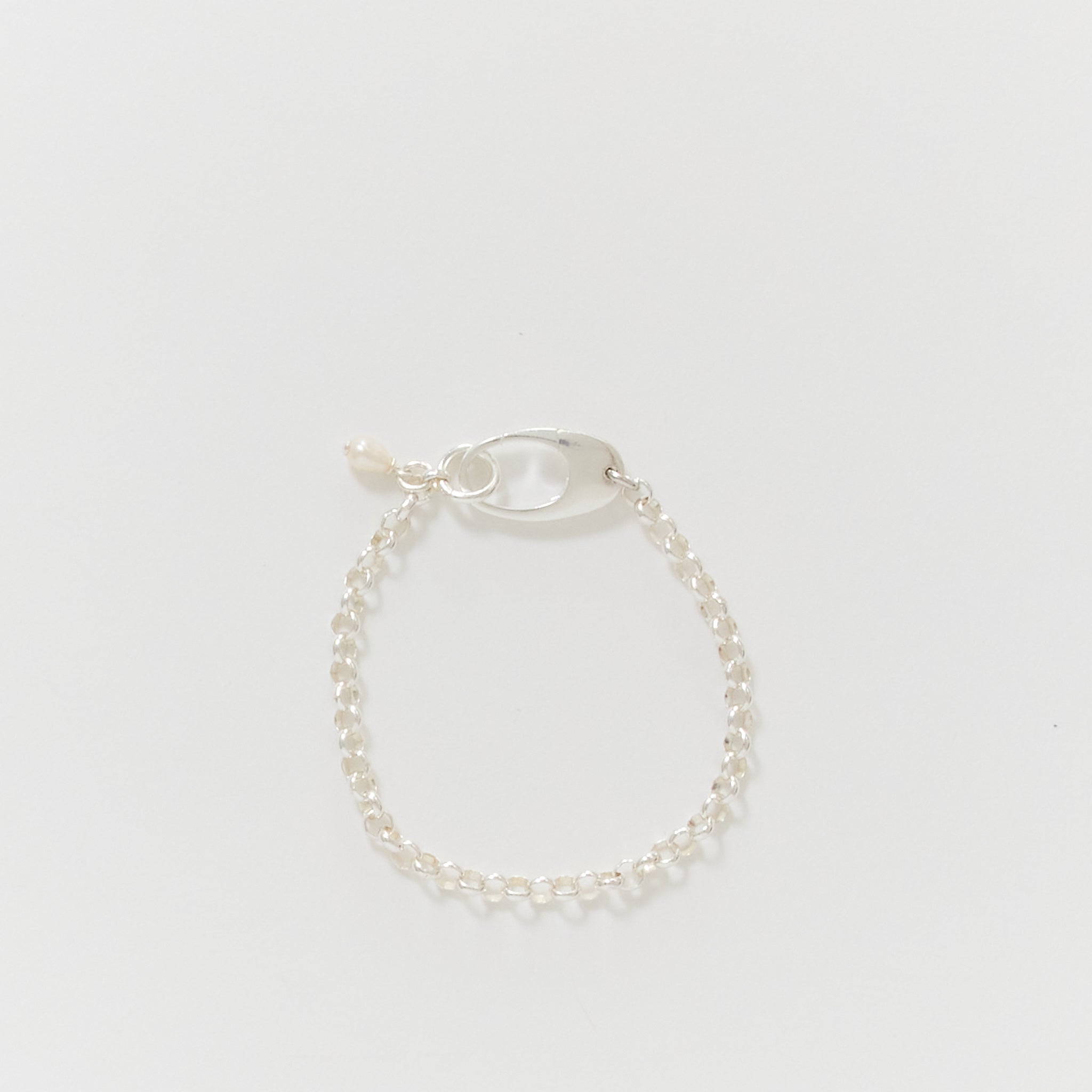 Joye | Pearl Drop Bracelet Silver | Maplestore
