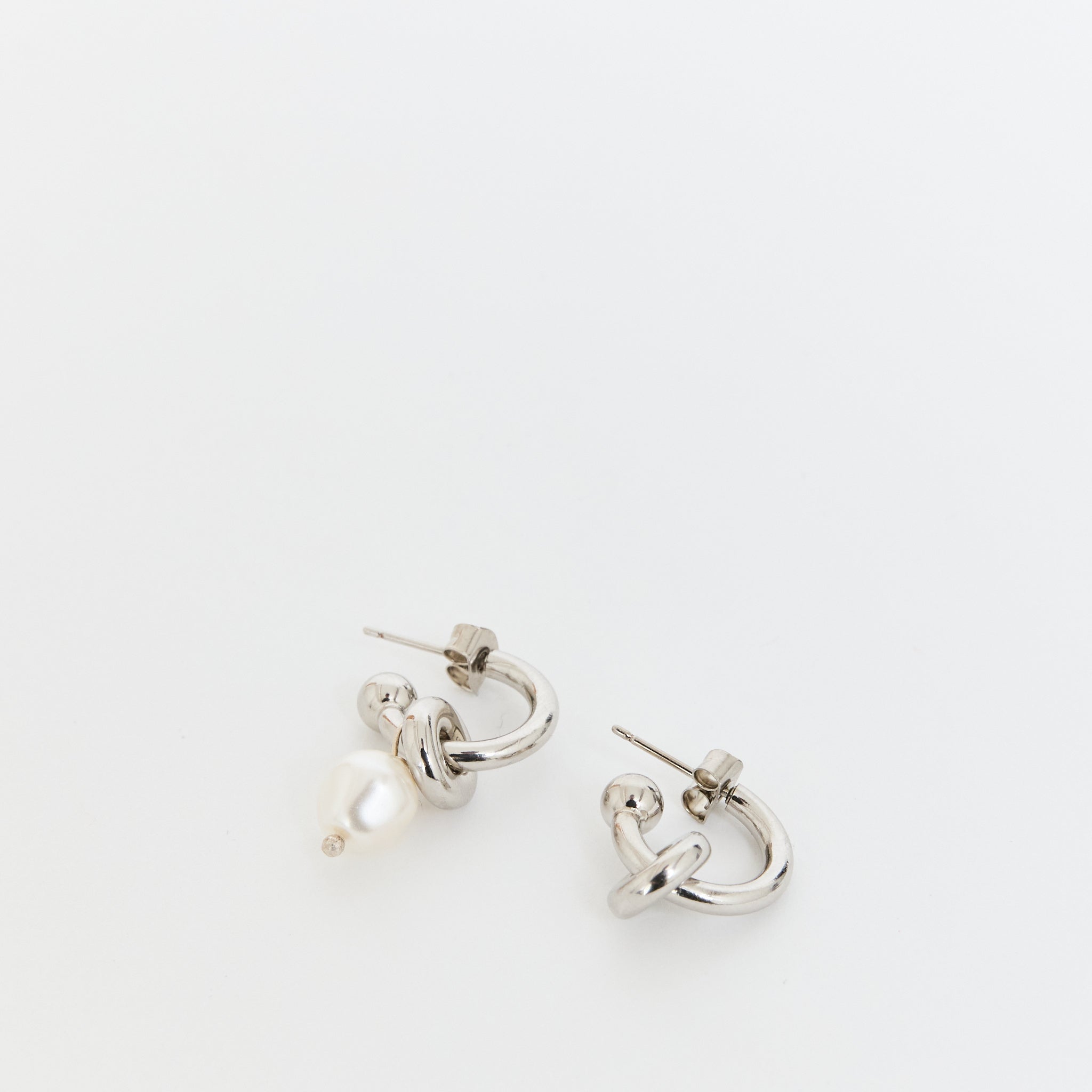 Ethan Pearl Earrings