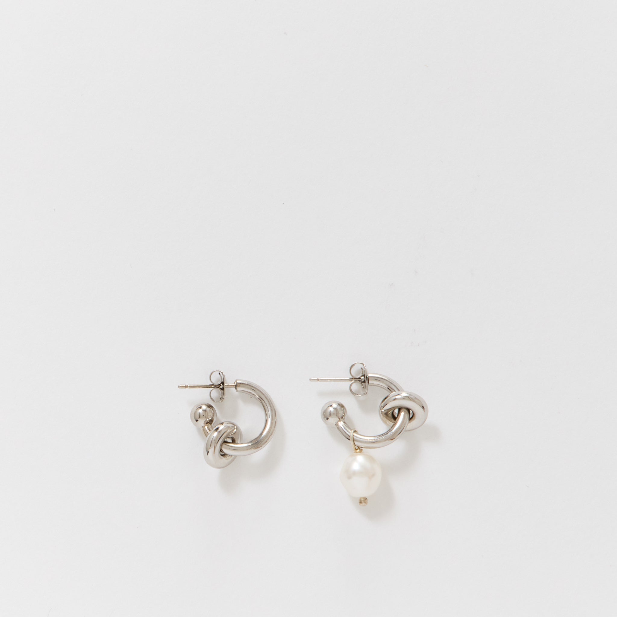 Ethan Pearl Earrings