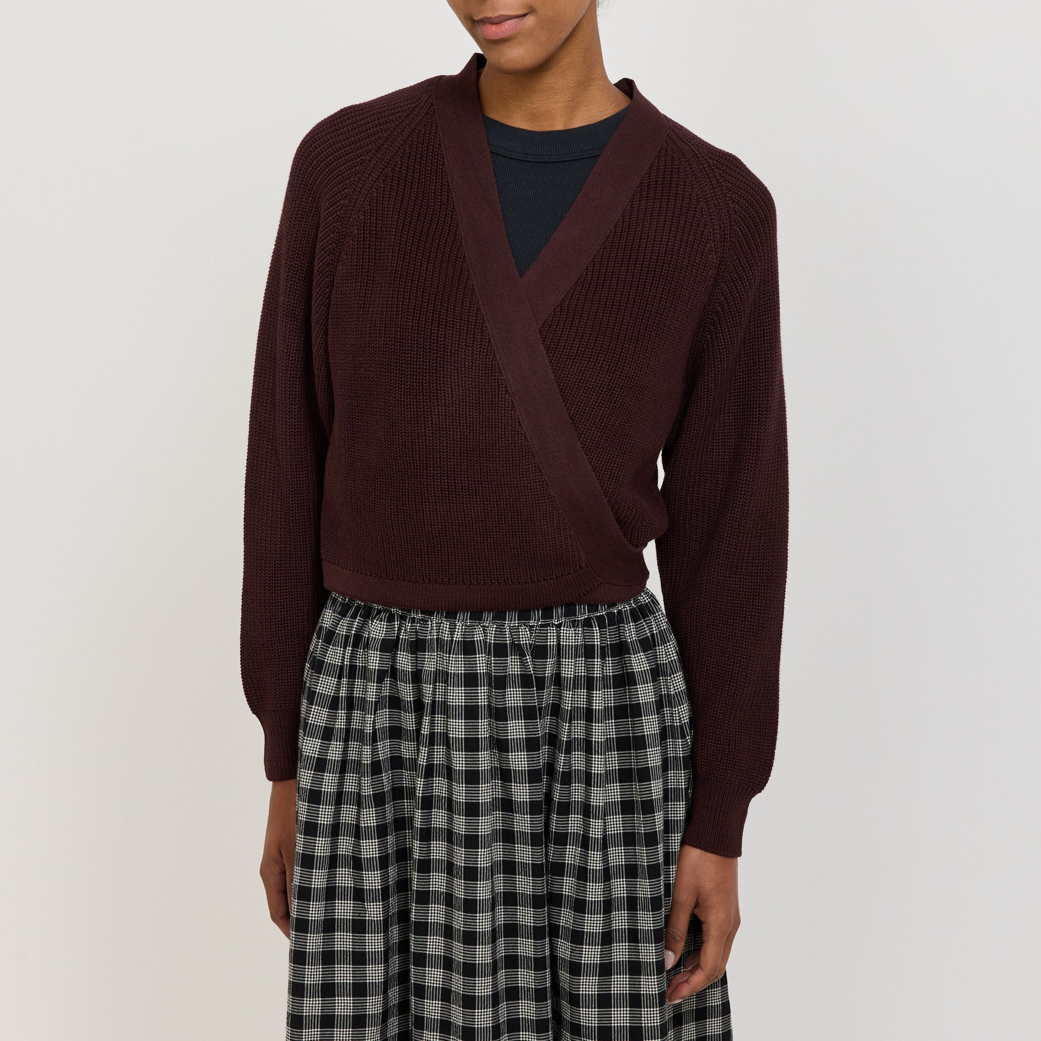 Kowtow | Composure Cardigan Mahogany | Maplestore