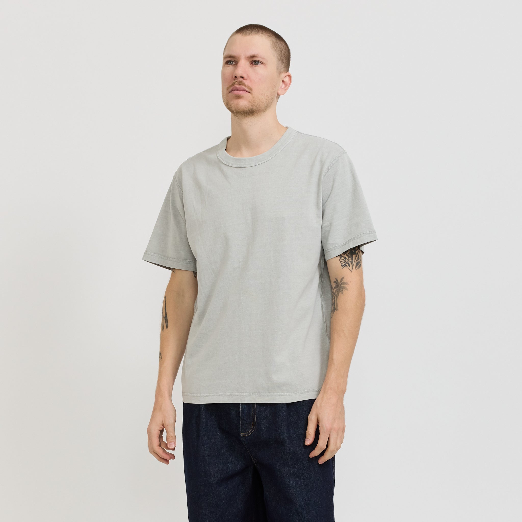 Larriet | Blind Tee Grey | Maplestore