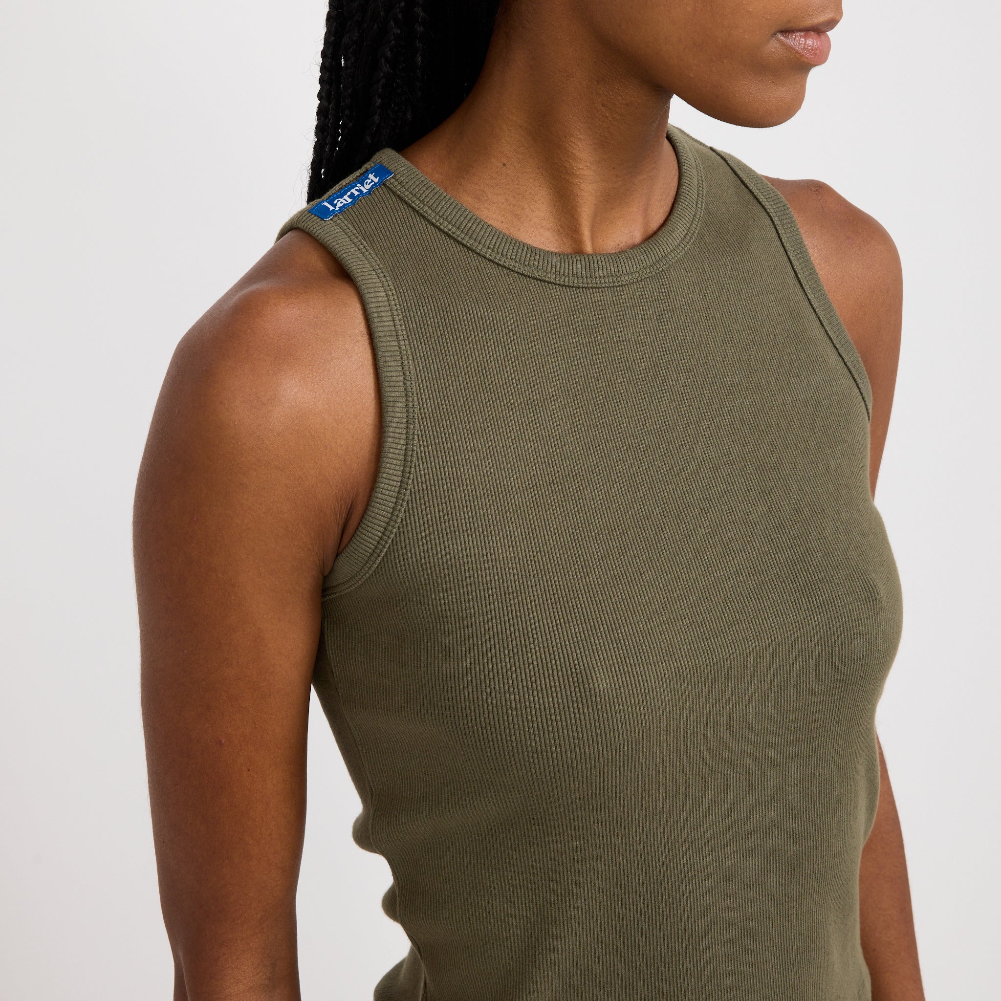 Larriet | Bloom Tank Army | Maplestore