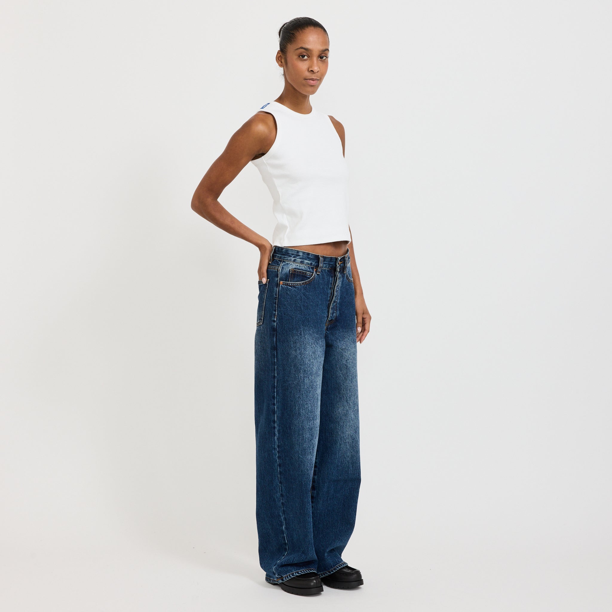 Larriet | Bloom Tank White | Maplestore