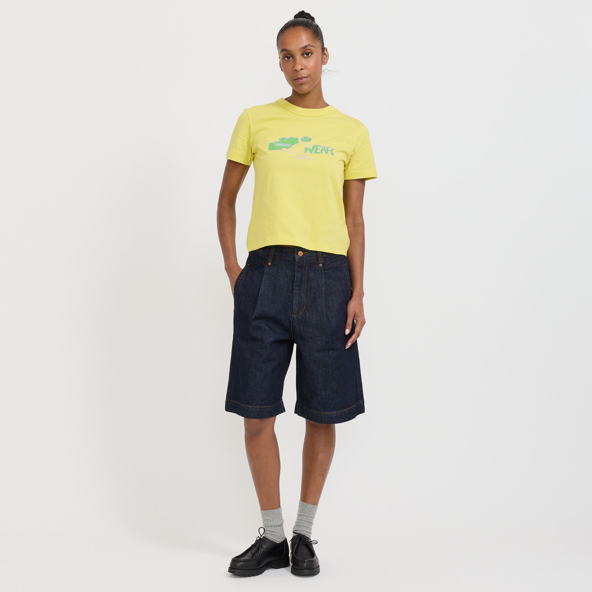 Larriet | Womens Chino Short Indigo Denim | Maplestore