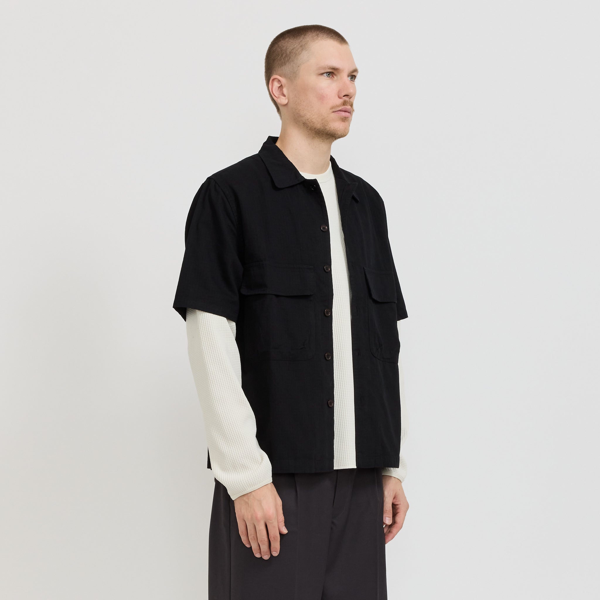 Larriet | Kendalls Short Sleeve Shirt Black | Maplestore