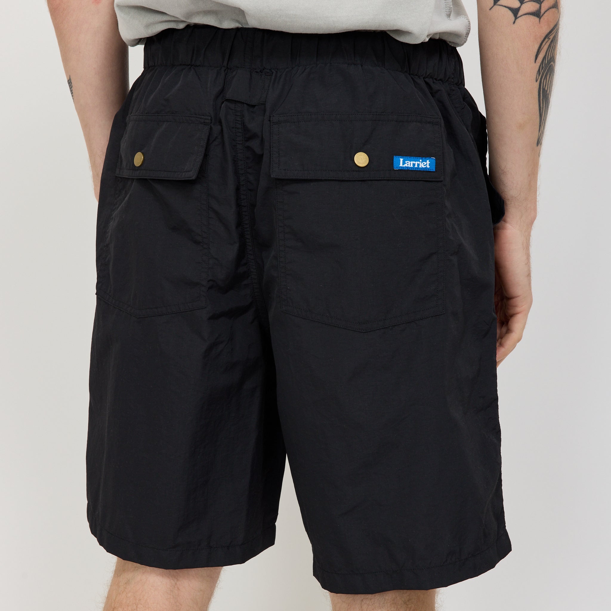 Scale Shorts Black