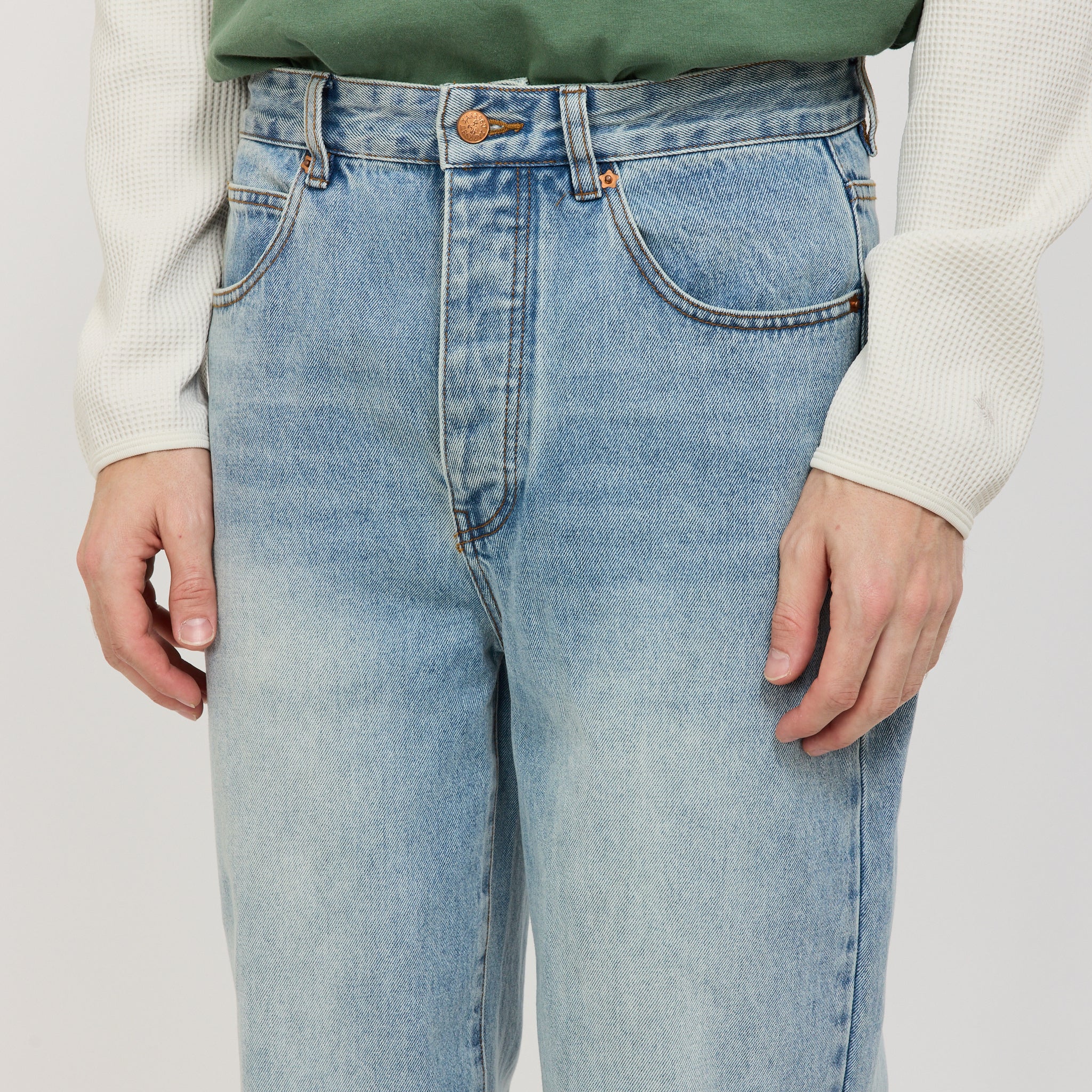 Larriet | Wale Jeans Light Blue | Maplestore