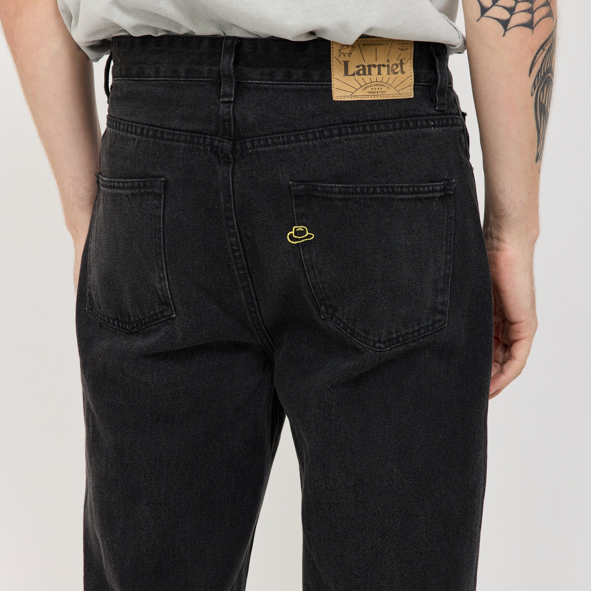 Larriet | Wale Jeans Used Black | Maplestore