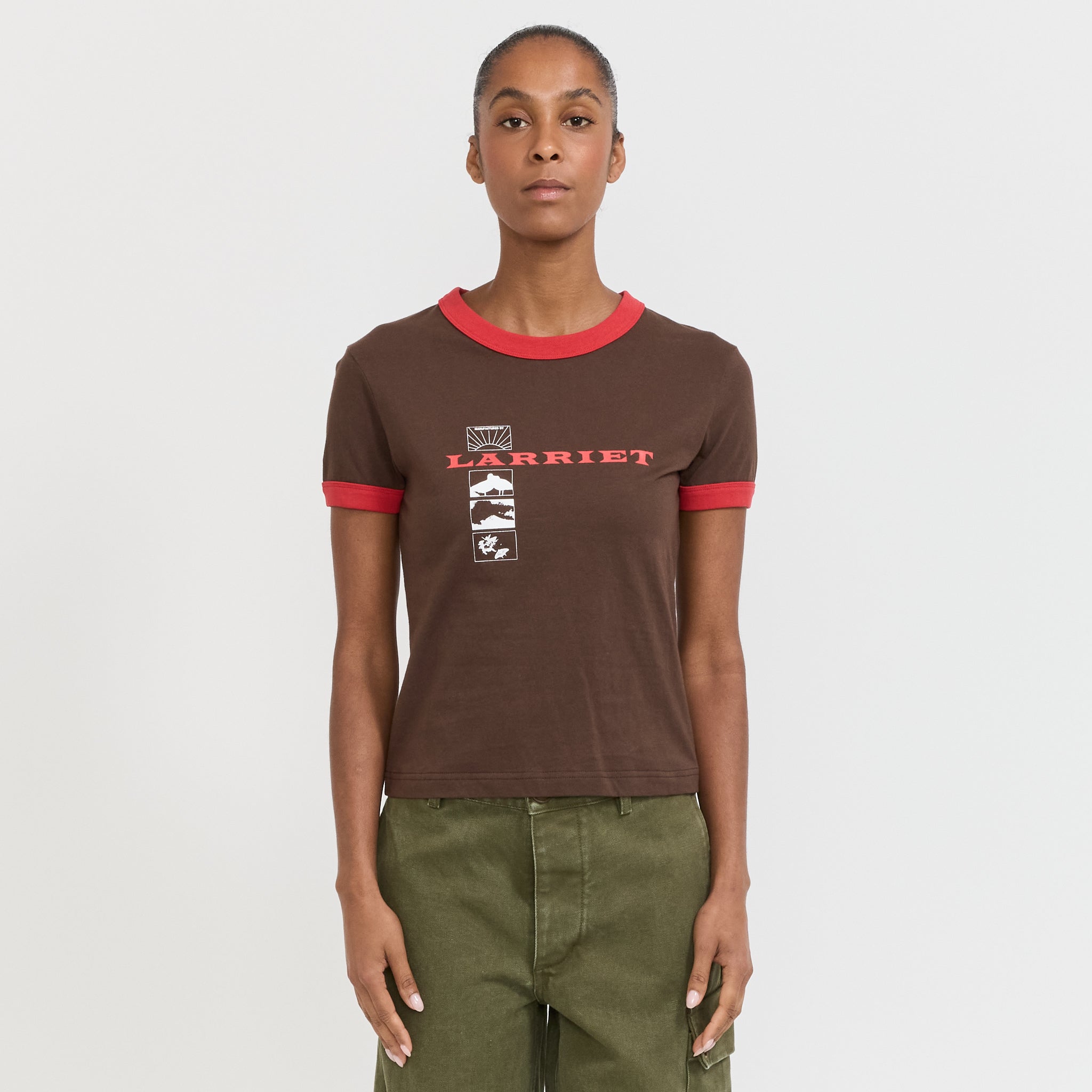 Larriet | Wings Tee Earth | Maplestore