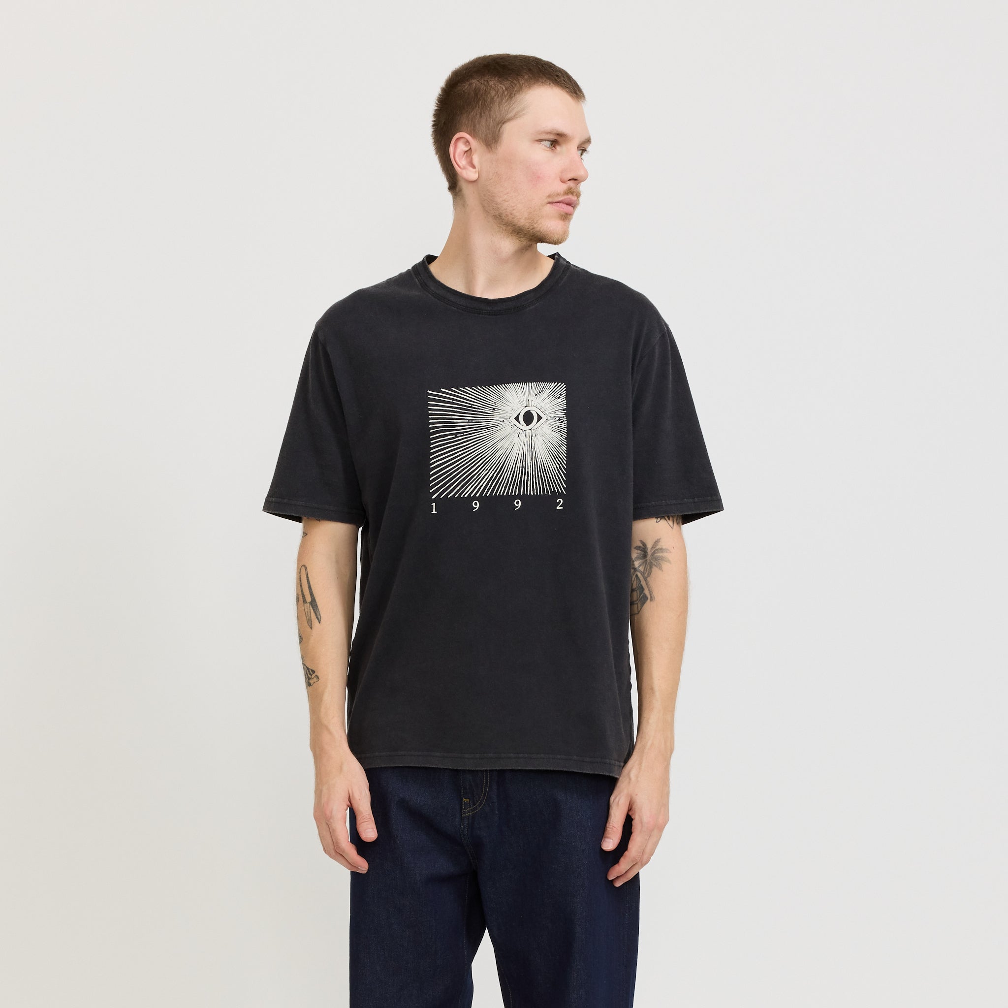 Magic Castles | 1992 S/S Tee Vintage Black | Maplestore