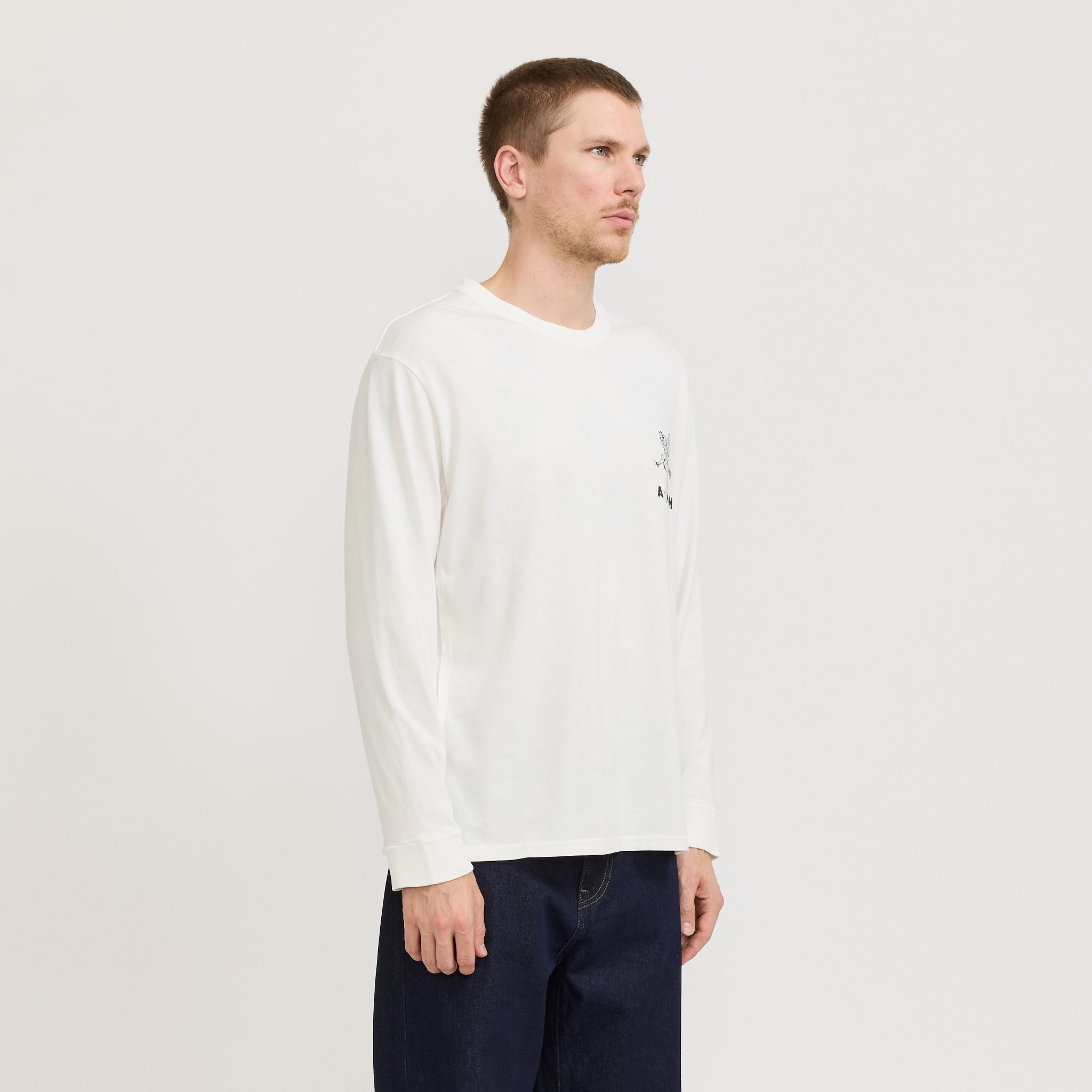 Magic Castles | Dancers Only L/S Tee Off White | Maplestore